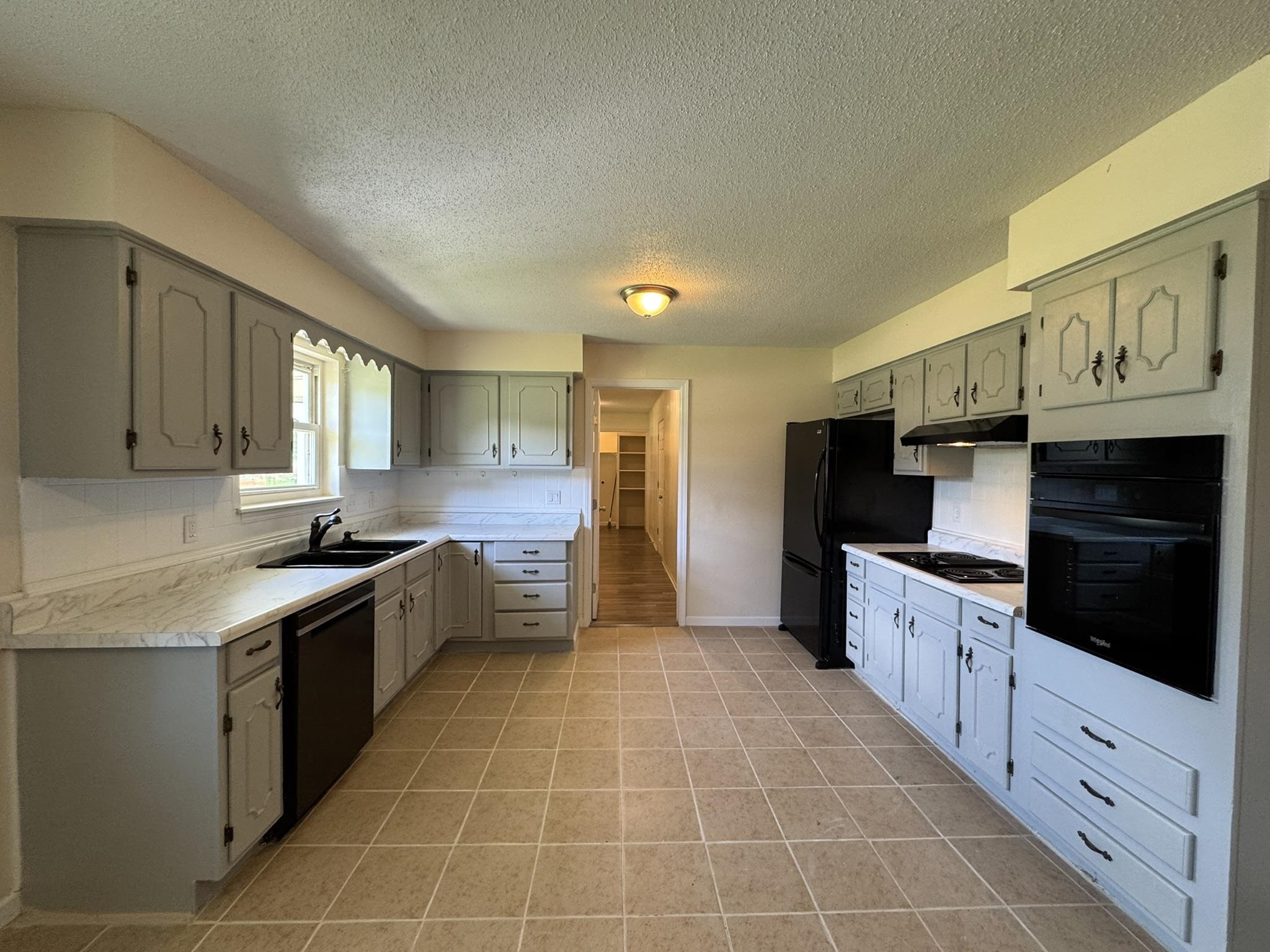 SCHUTTS ADD - Residential