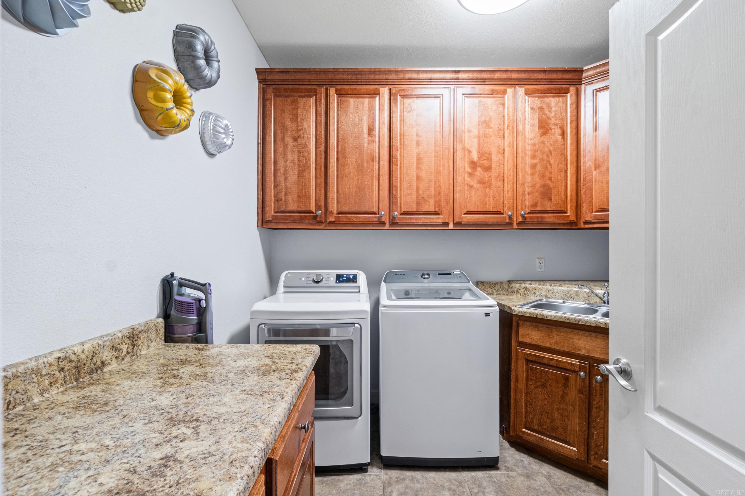 Delta Highlands - Residential