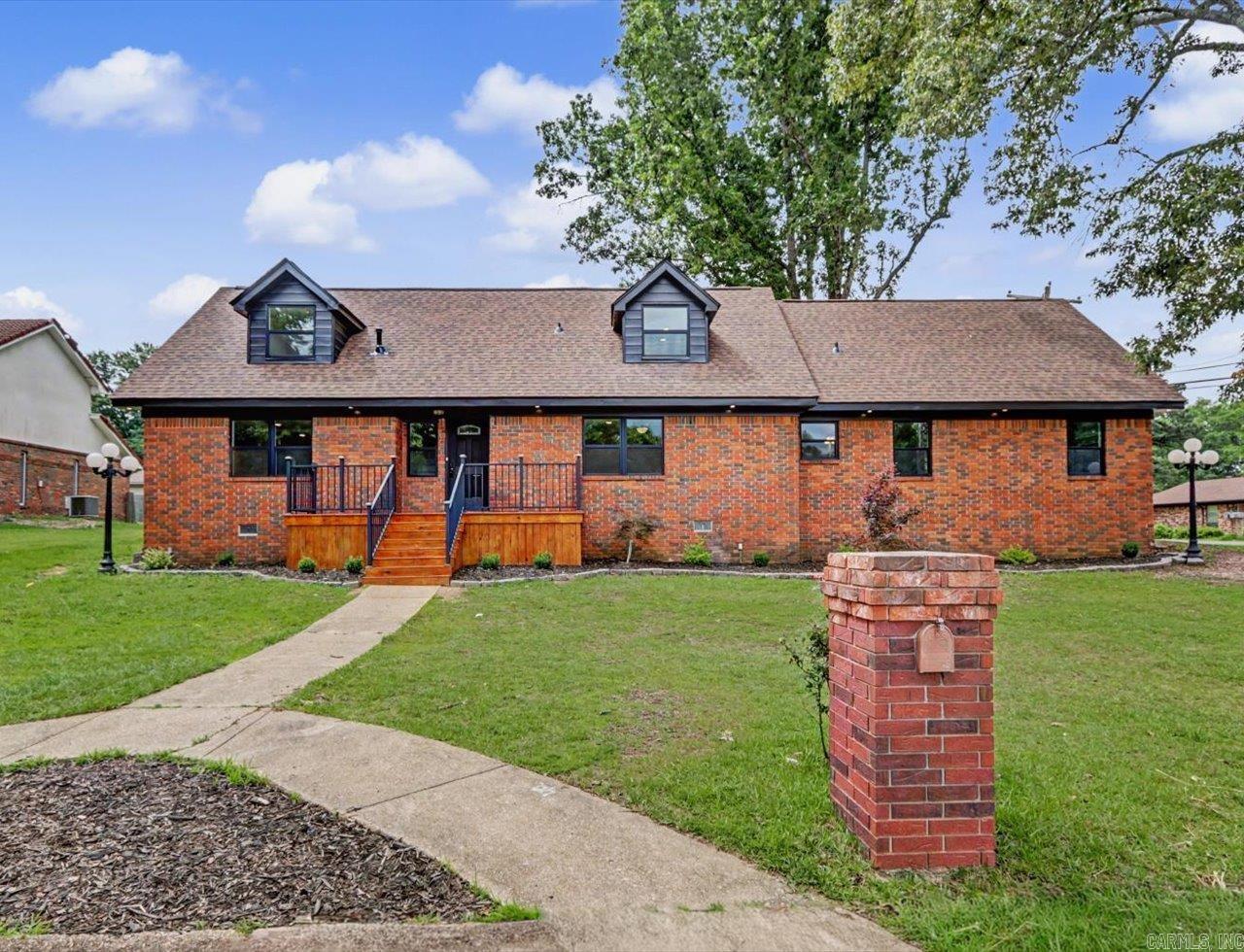 Welcome to 1703 Park Ave.  This beautifully renovated home sits in one of Malvern's best subdivisions.  On a corner lot, this home features 4 bedrooms, 2.5 bathrooms and almost 2500 sq ft. with a two-car garage and nice sized lot. The main level features a primary bedroom and bathroom, a half bath in the foyer, living room, and a kitchen/dining/living combo along with a large laundry room. Upstairs the additional three bedrooms and bath are great for a family.  The kitchen features beautiful cabinetry, quartz countertops, ample counter space, and a pantry for all your needs. Outside you will enjoy the large deck and a fenced backyard perfect for hosting your family and friends. *Agents see remarks.