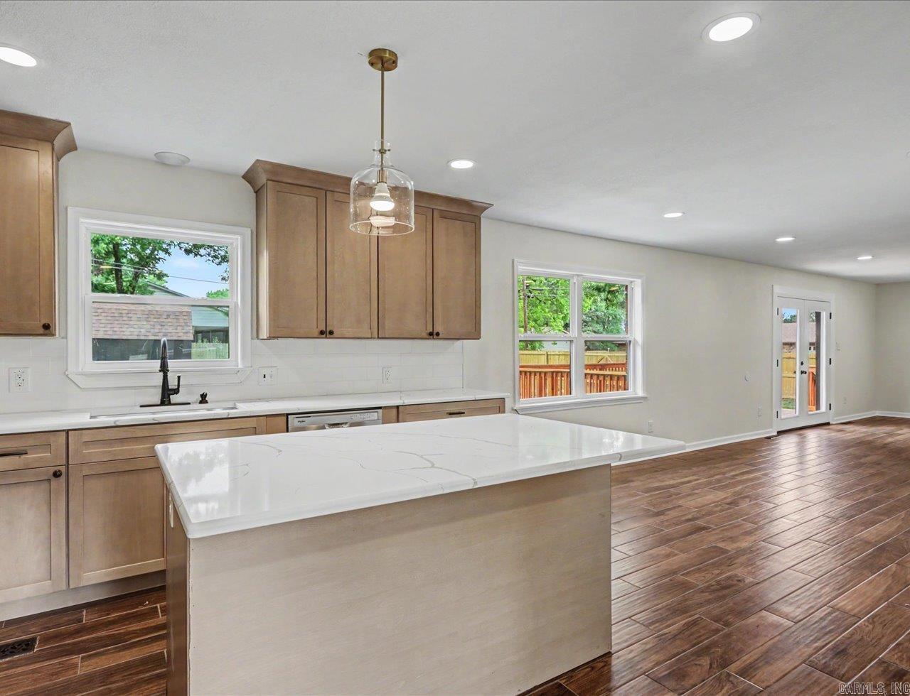REEDWOOD - Residential