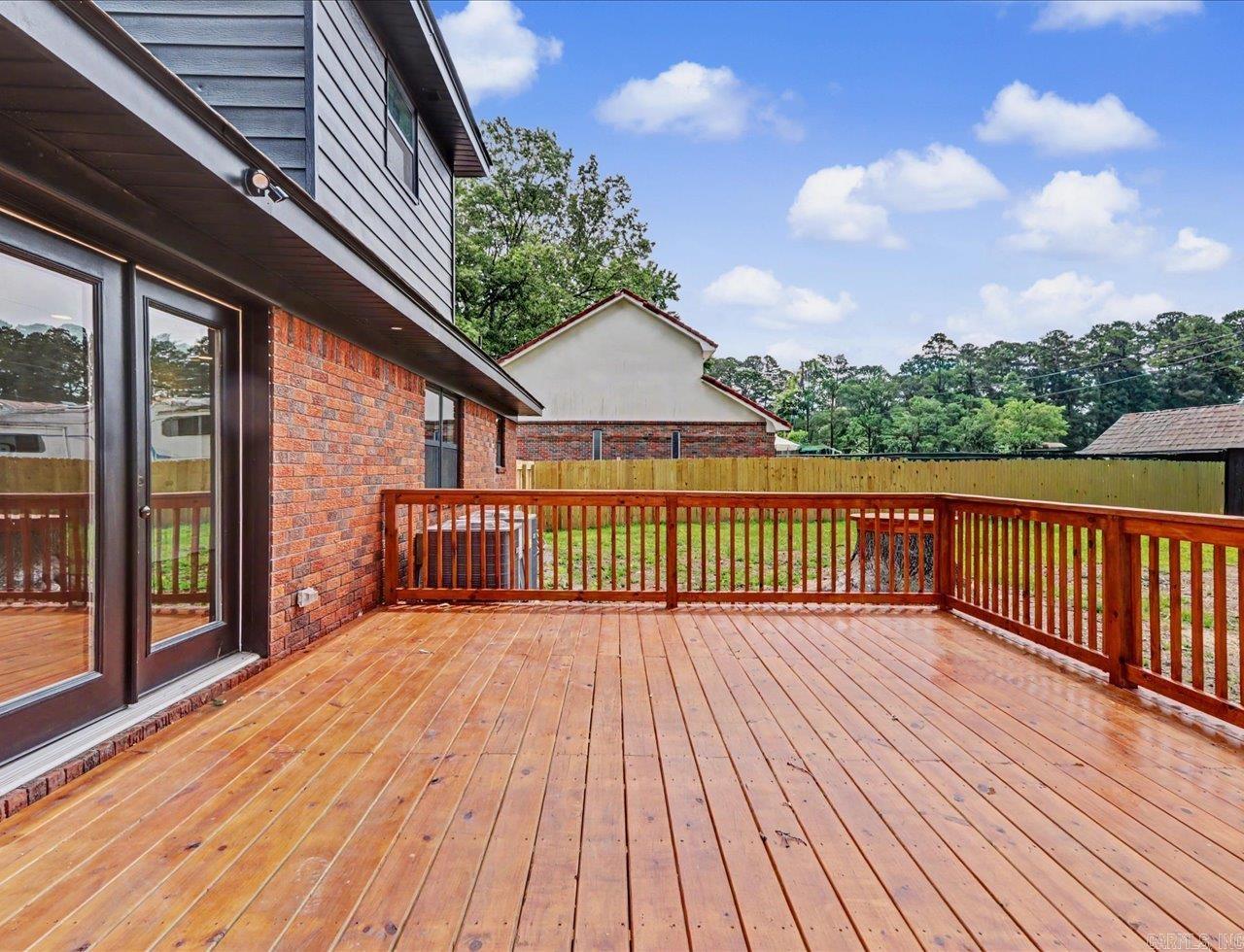 REEDWOOD - Residential