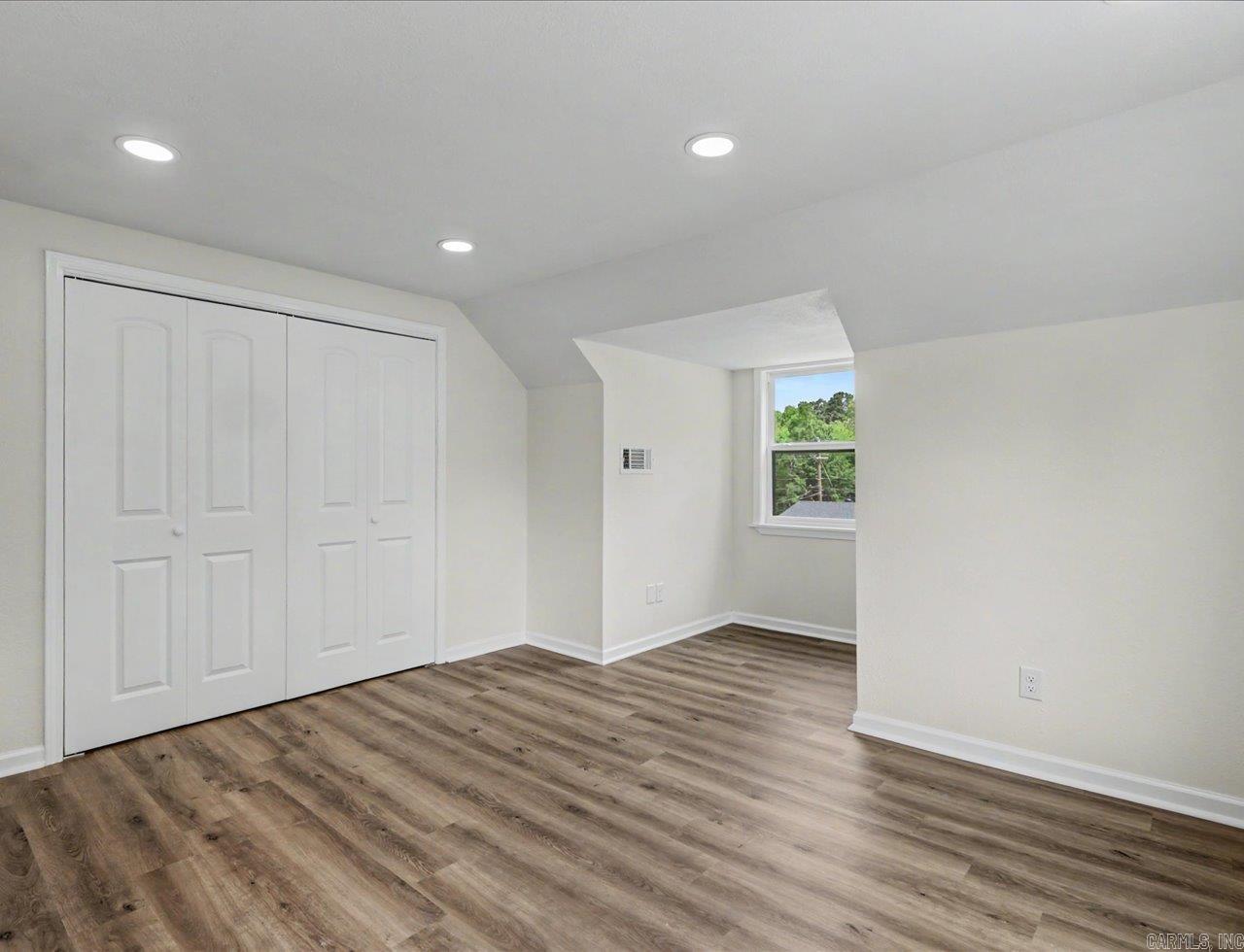 REEDWOOD - Residential