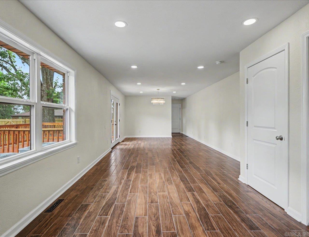 REEDWOOD - Residential