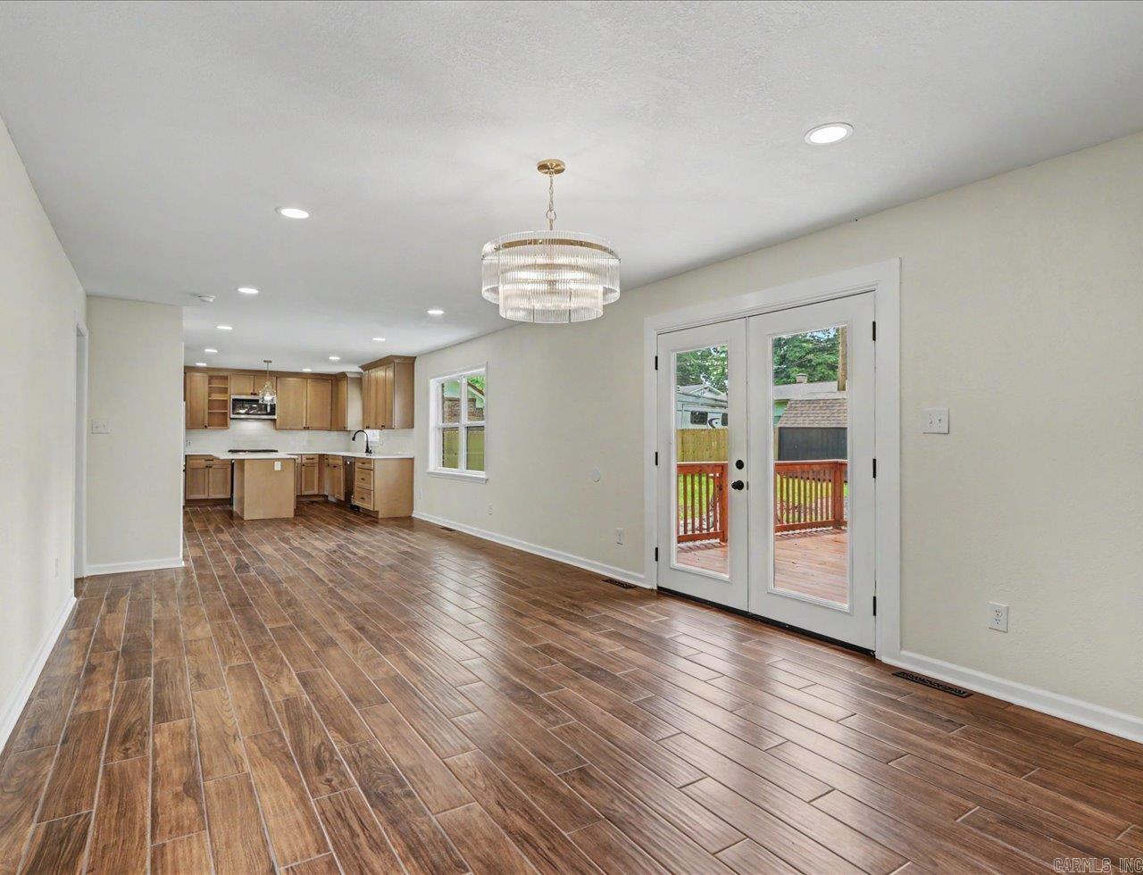 REEDWOOD - Residential