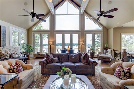 Quinns Lake Park - Residential