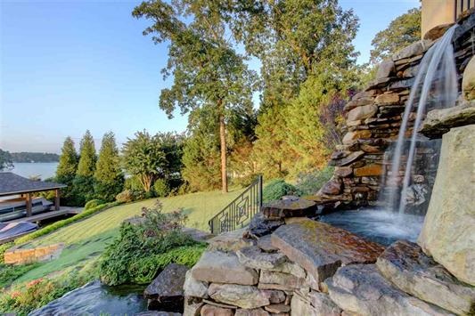 Quinns Lake Park - Residential