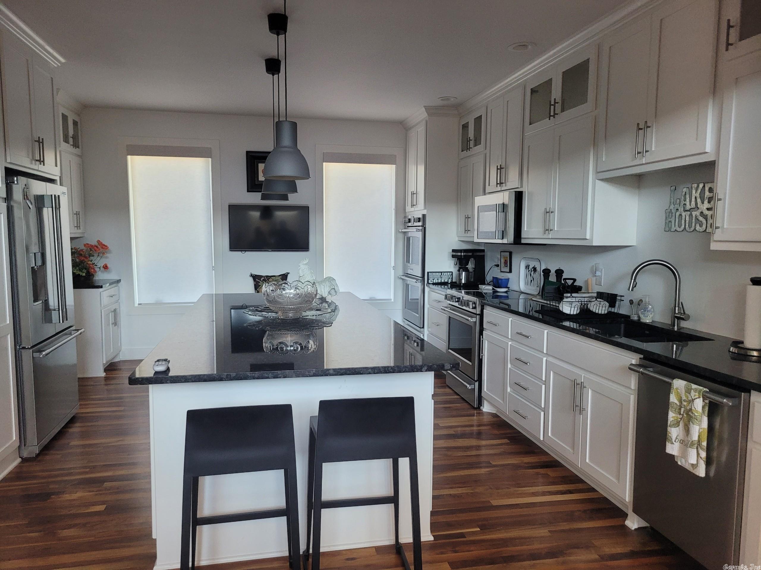 SKYPOINT ESTATES - Residential
