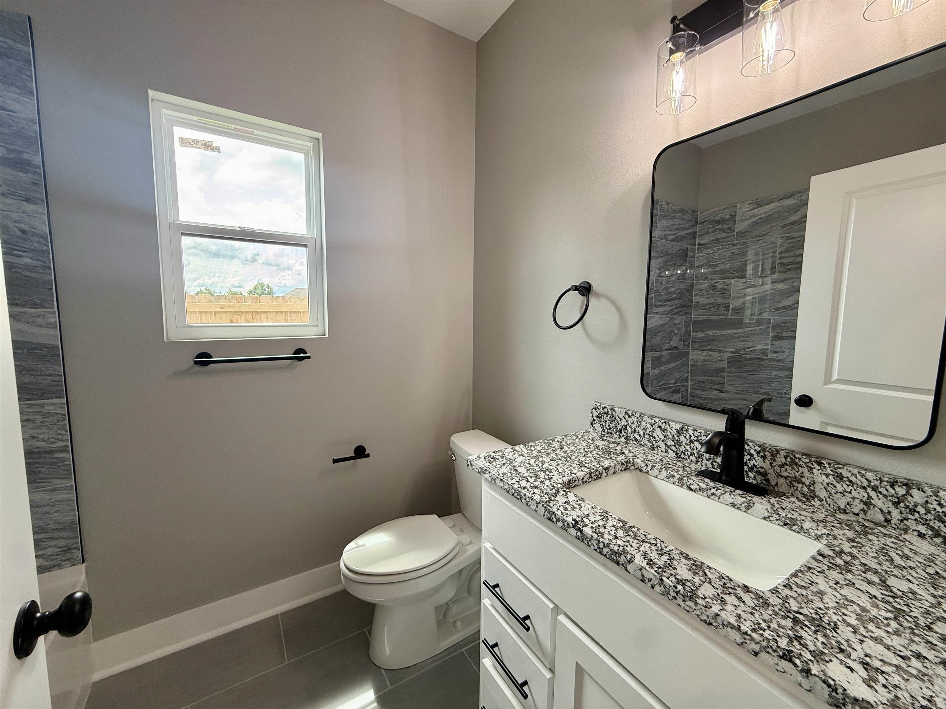 EAST MEADOW - Residential