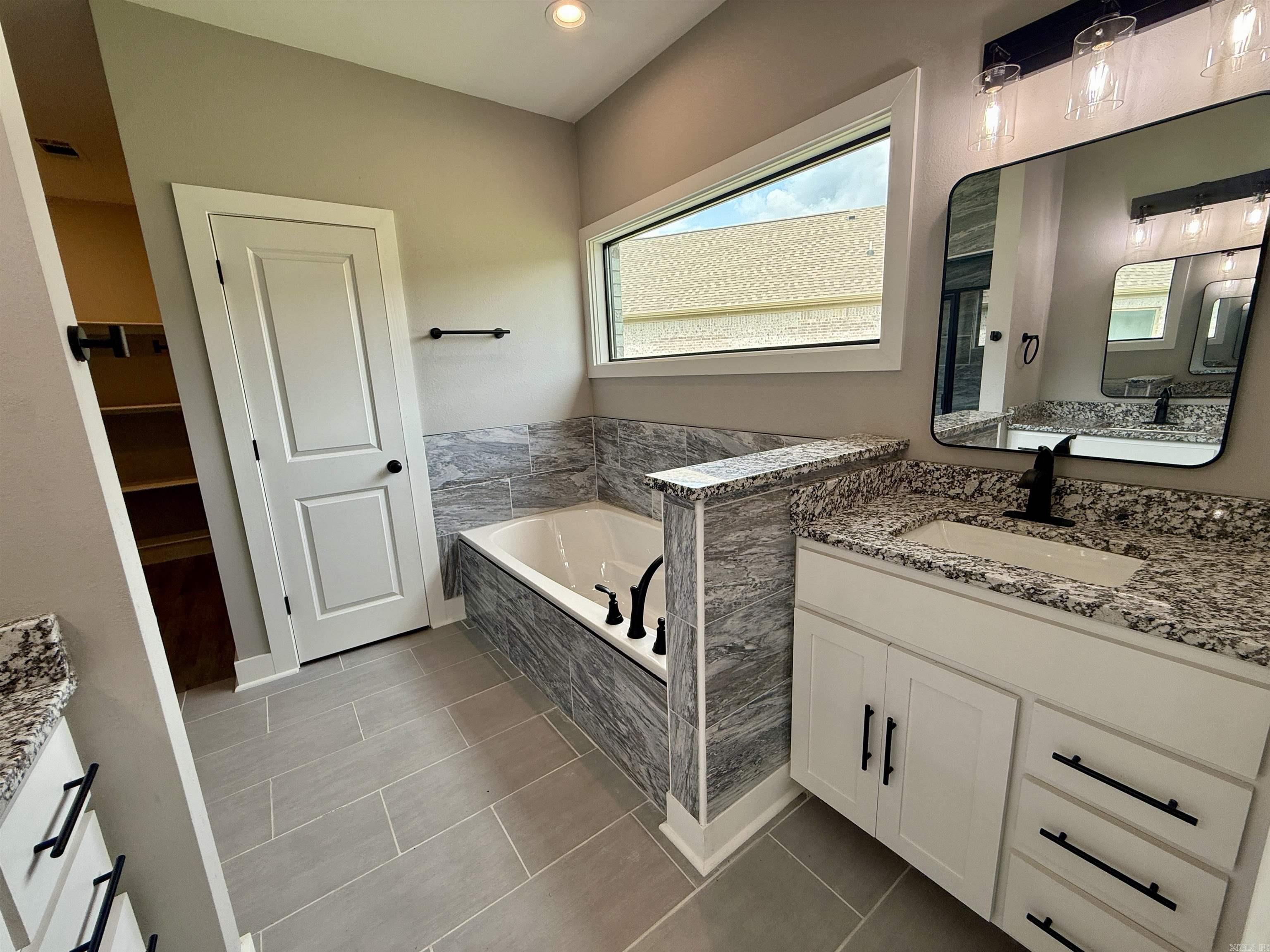 EAST MEADOW - Residential