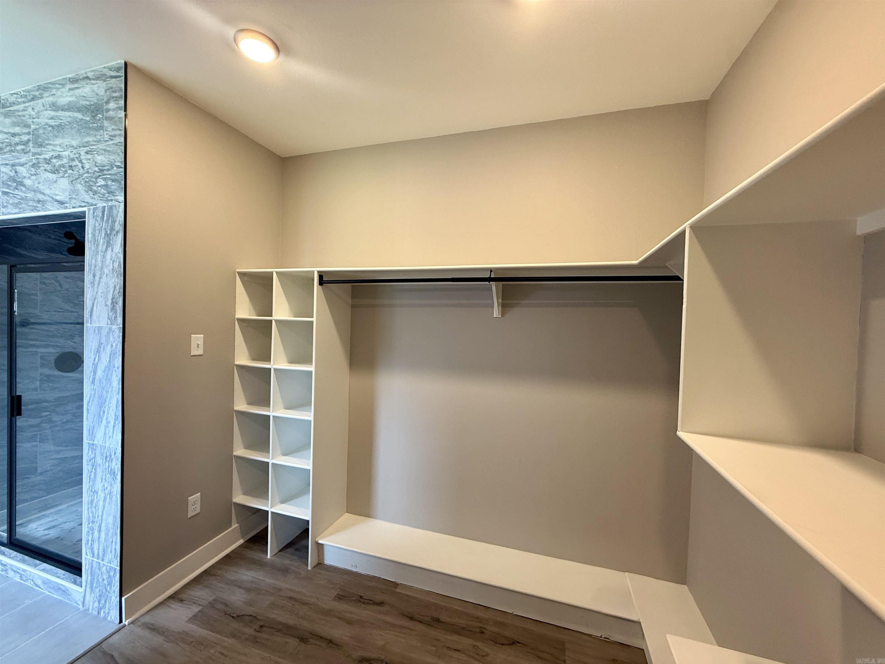 EAST MEADOW - Residential