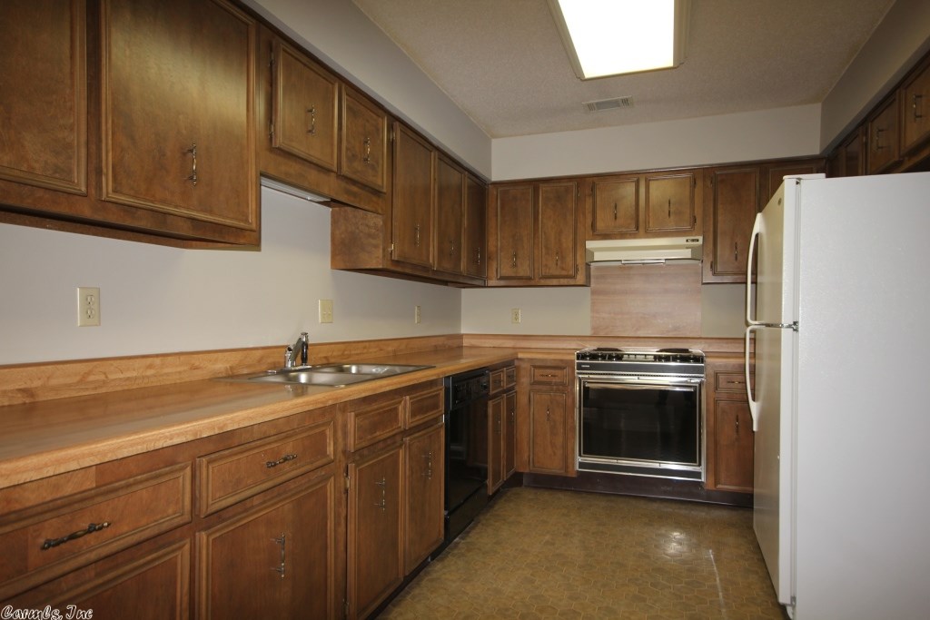 PLEASANT VIEW - Residential