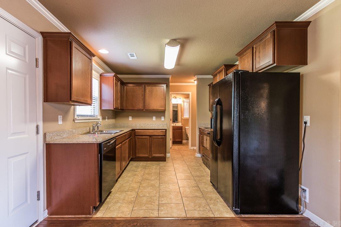 PARKWAY MEADOWS - Residential