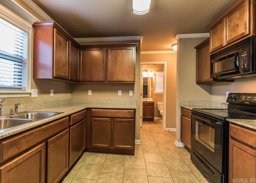 PARKWAY MEADOWS - Residential