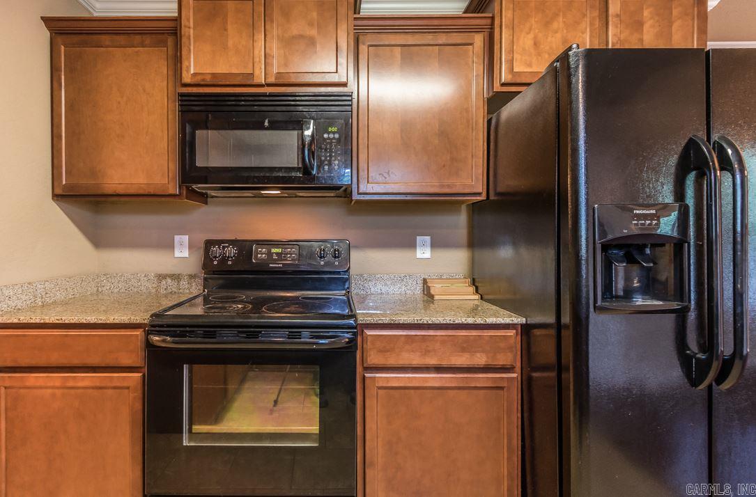 PARKWAY MEADOWS - Residential