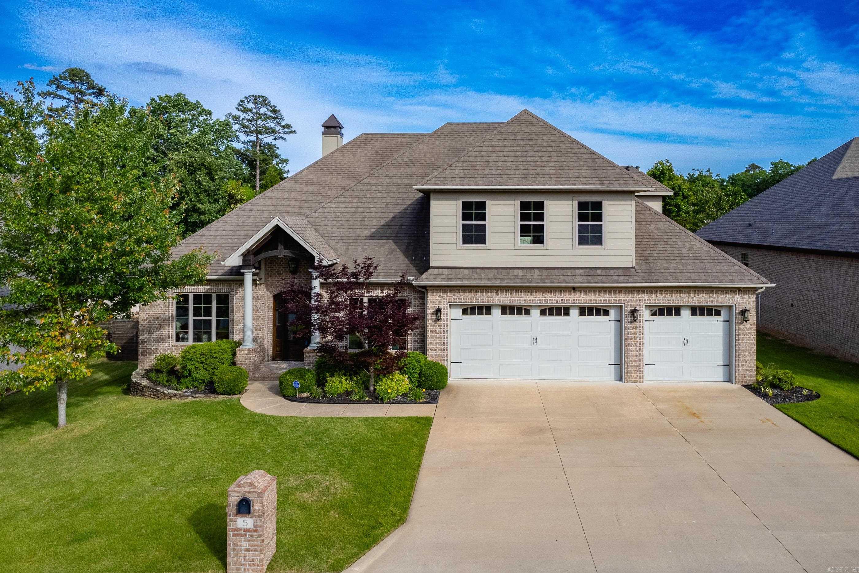 CHENAL VALLEY "MIRAMAR PLACE" - Residential