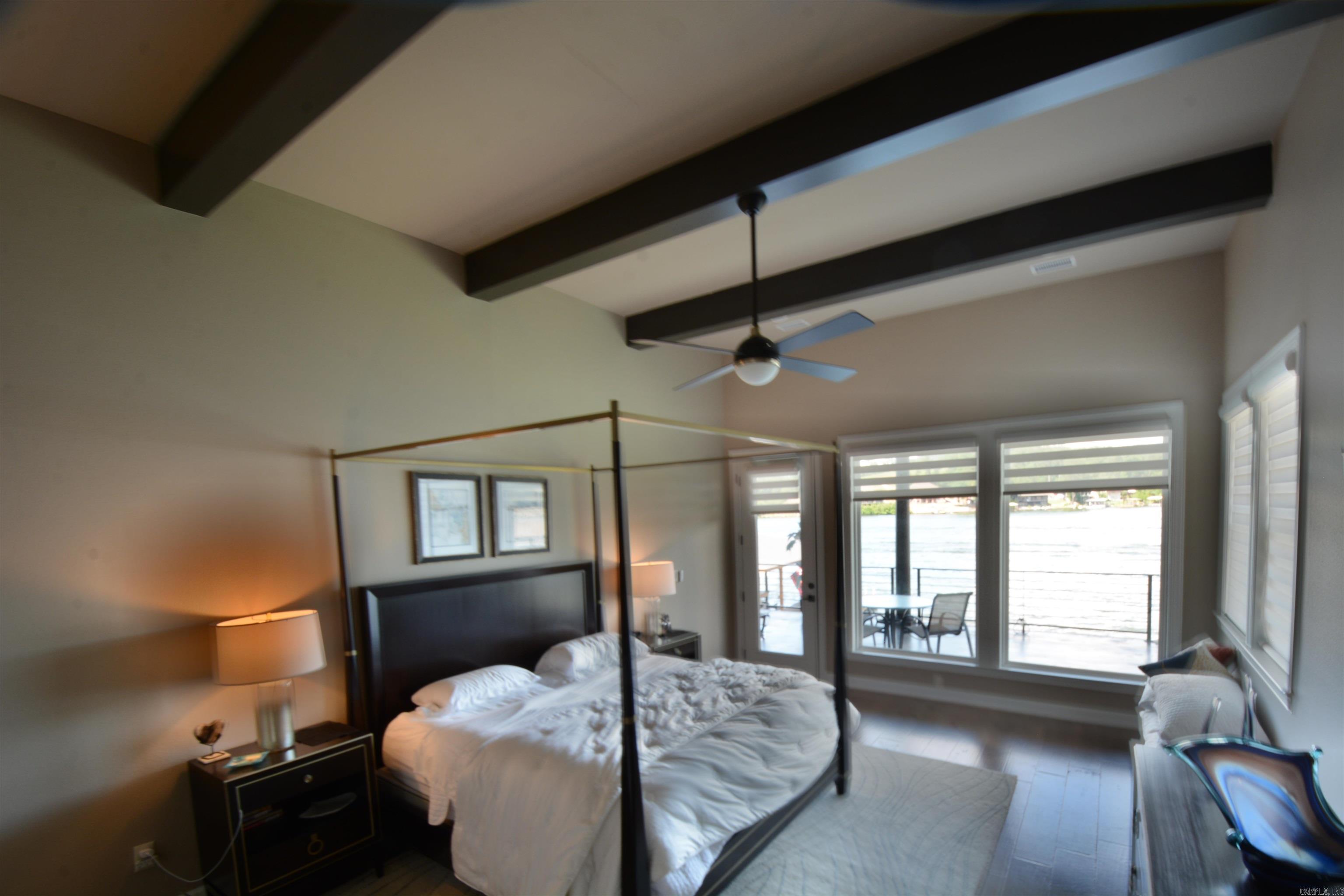 VANCE LAKE - Residential
