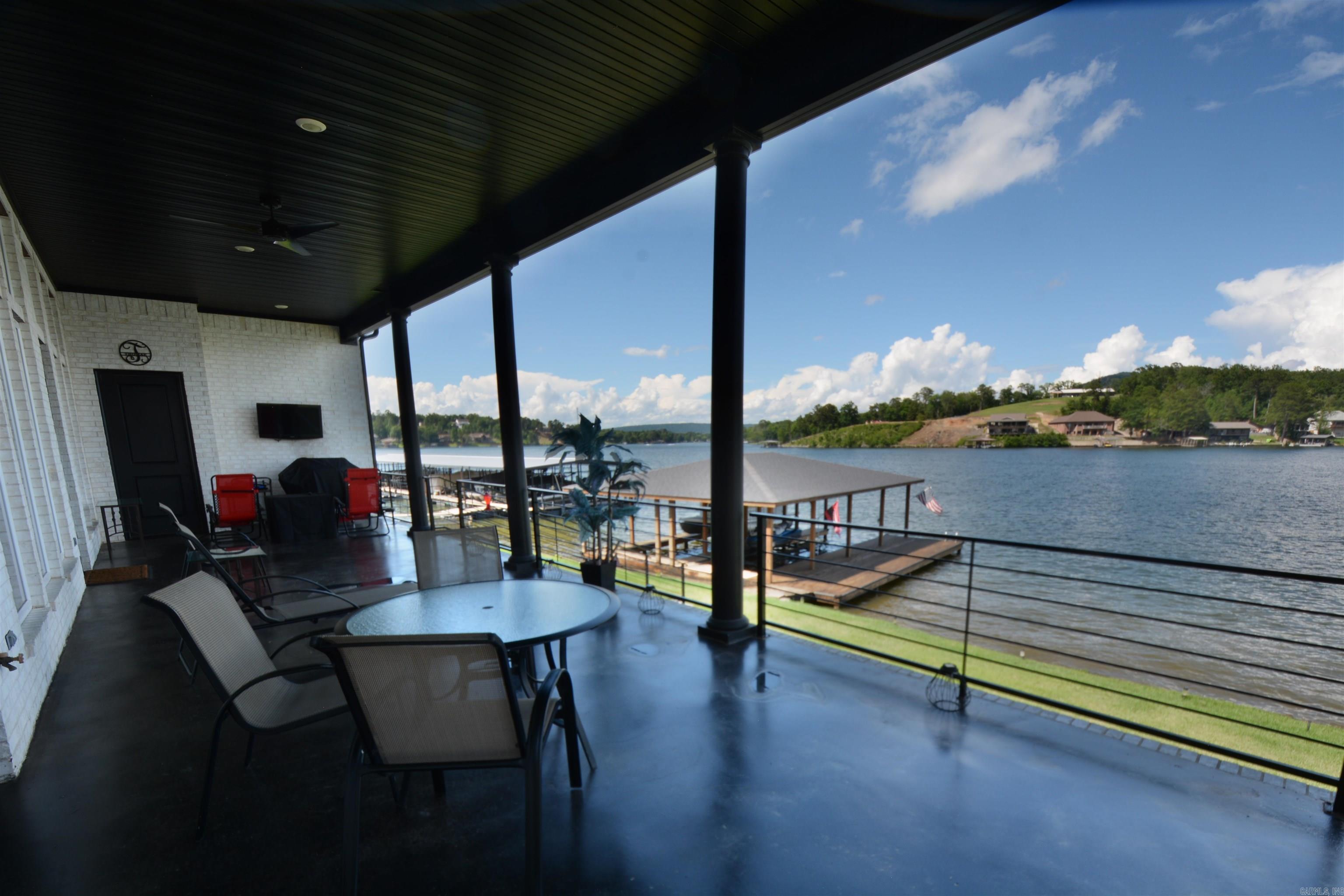VANCE LAKE - Residential