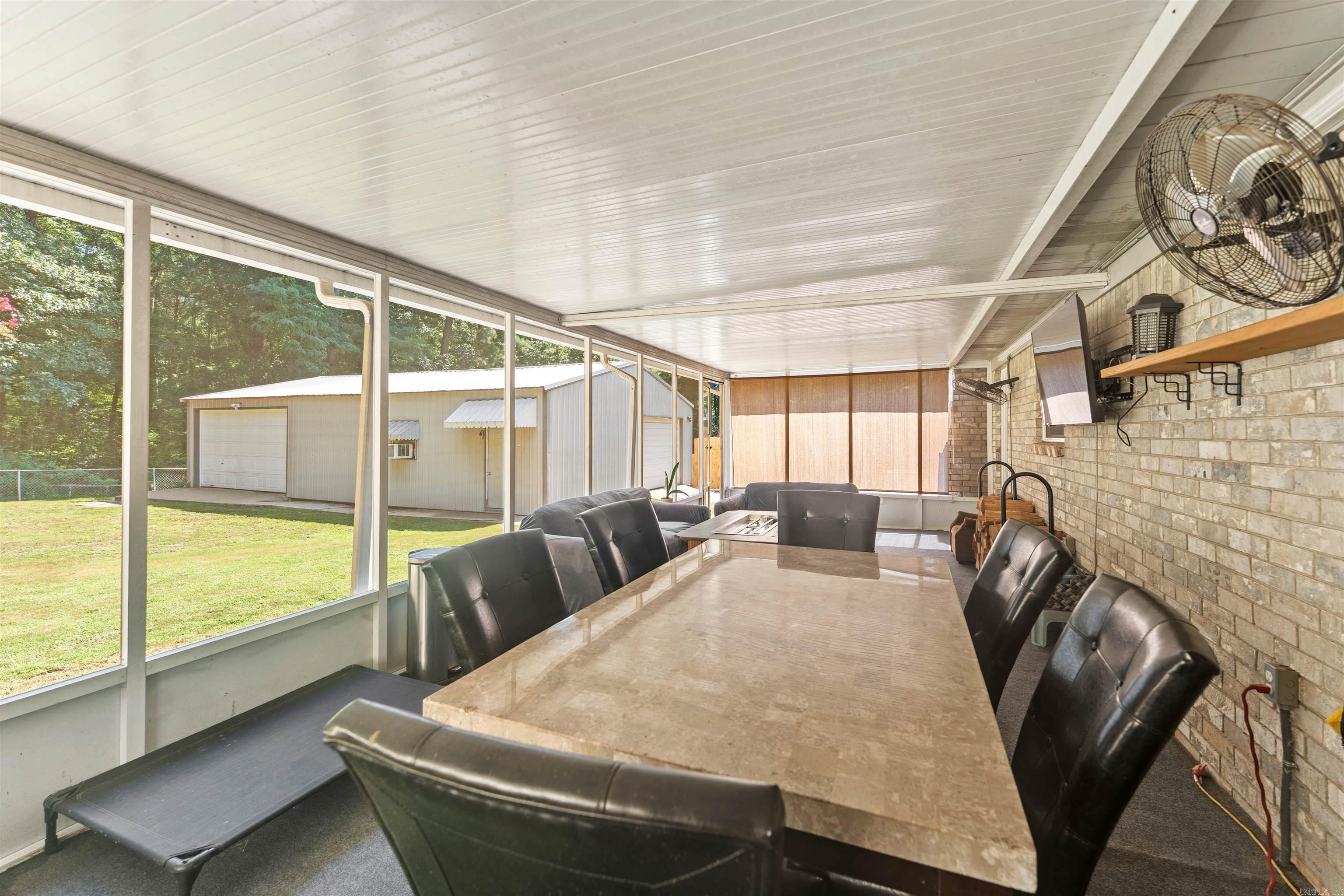 BLOOMFIELD HILLS - Residential