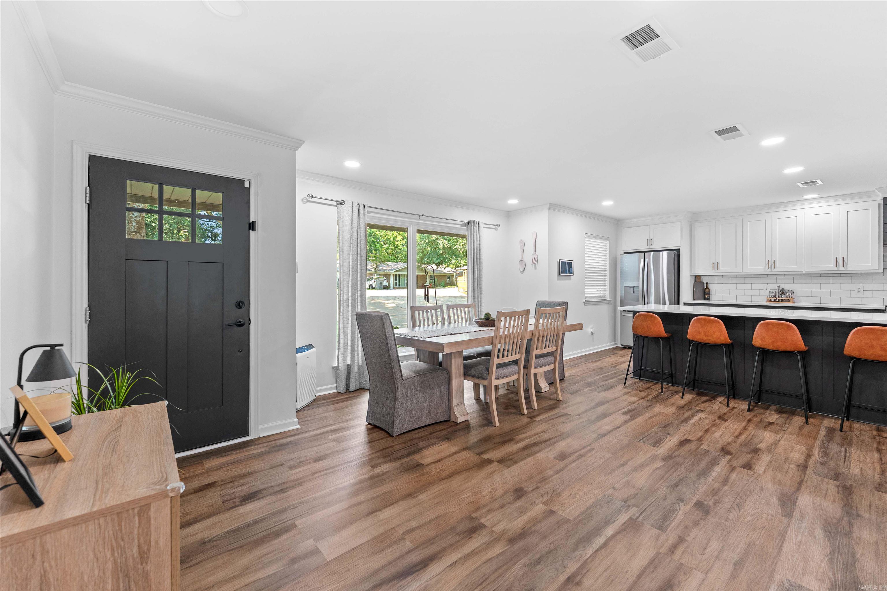 BLOOMFIELD HILLS - Residential