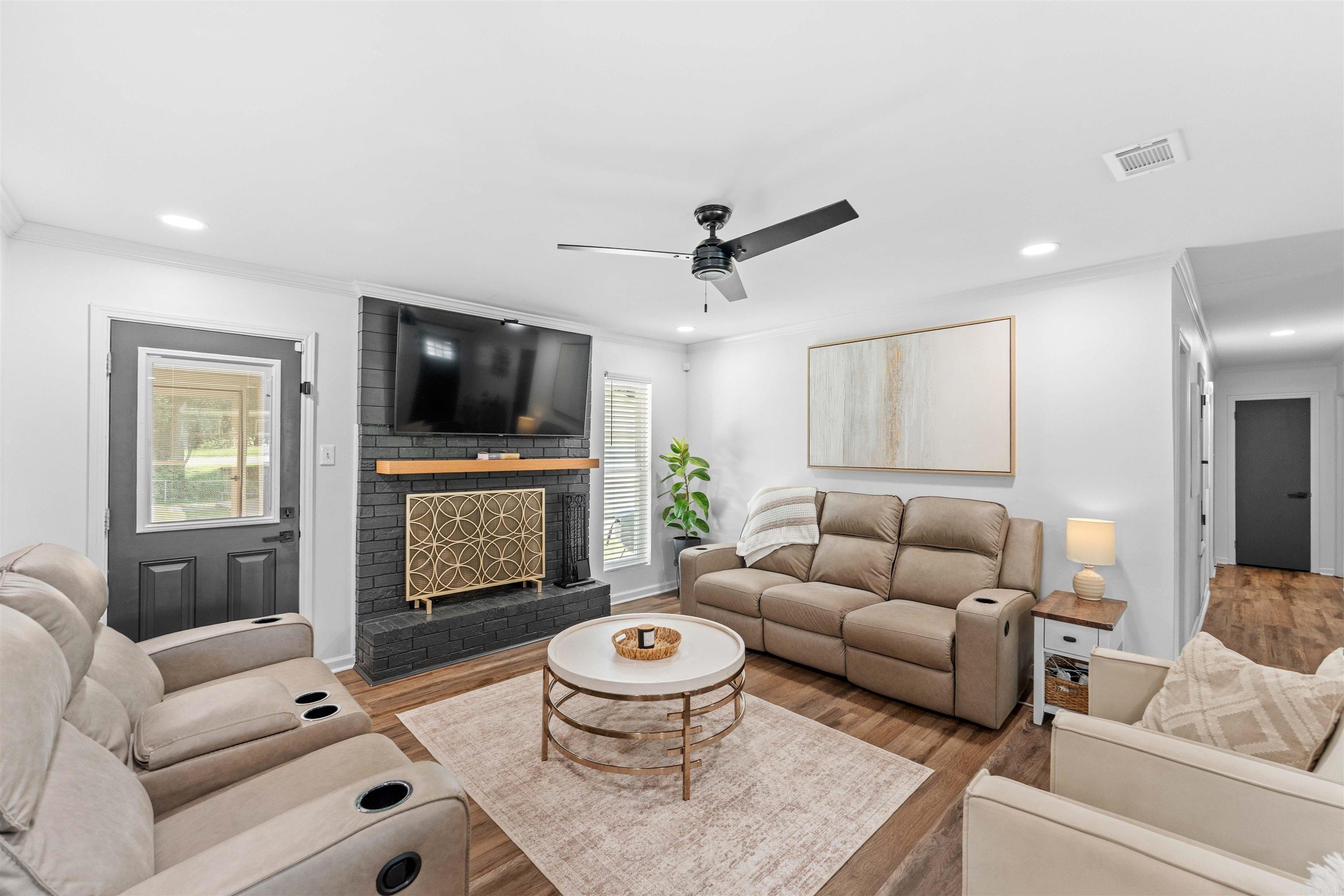 BLOOMFIELD HILLS - Residential