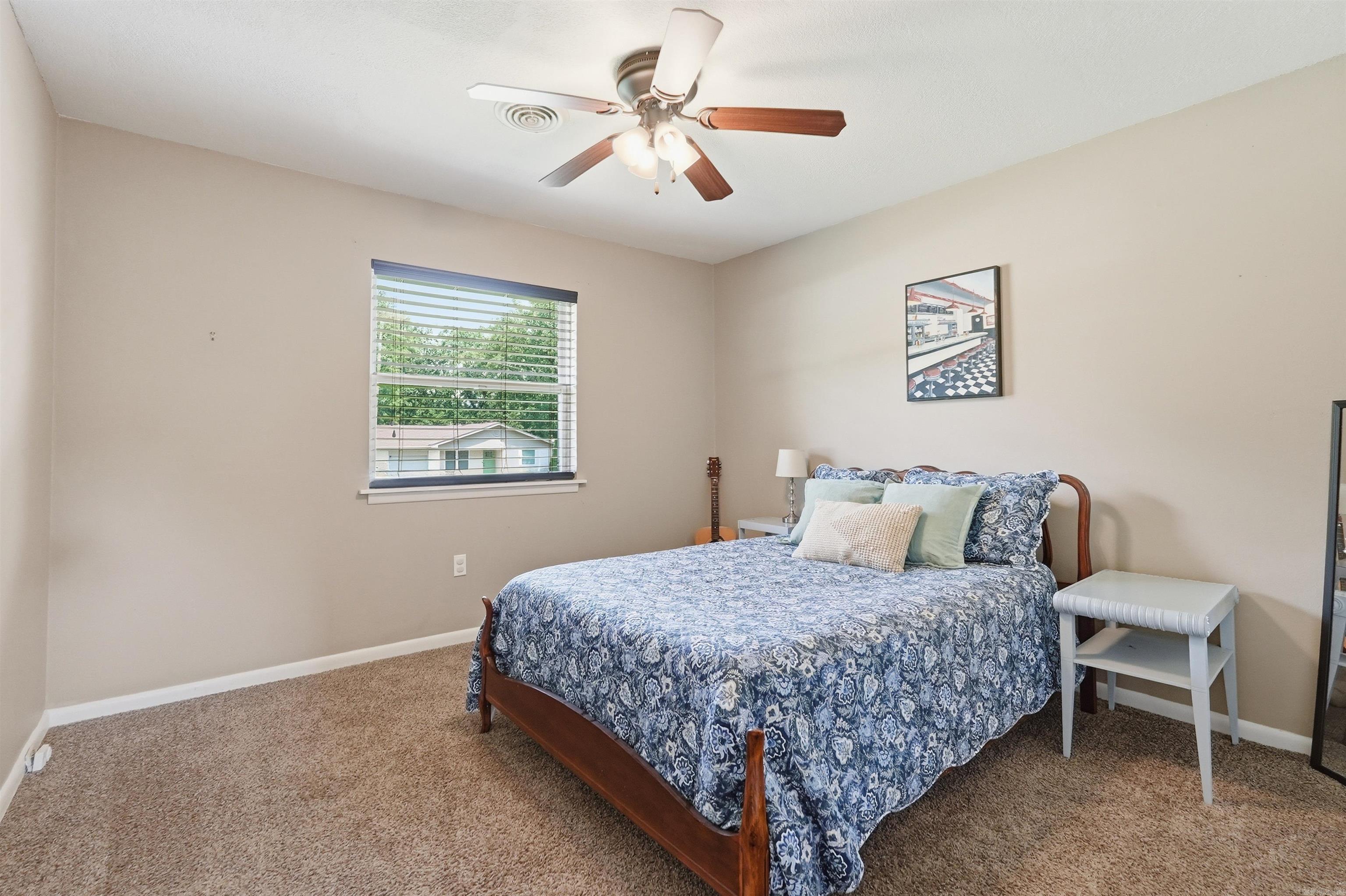 NORTHWOOD - Residential