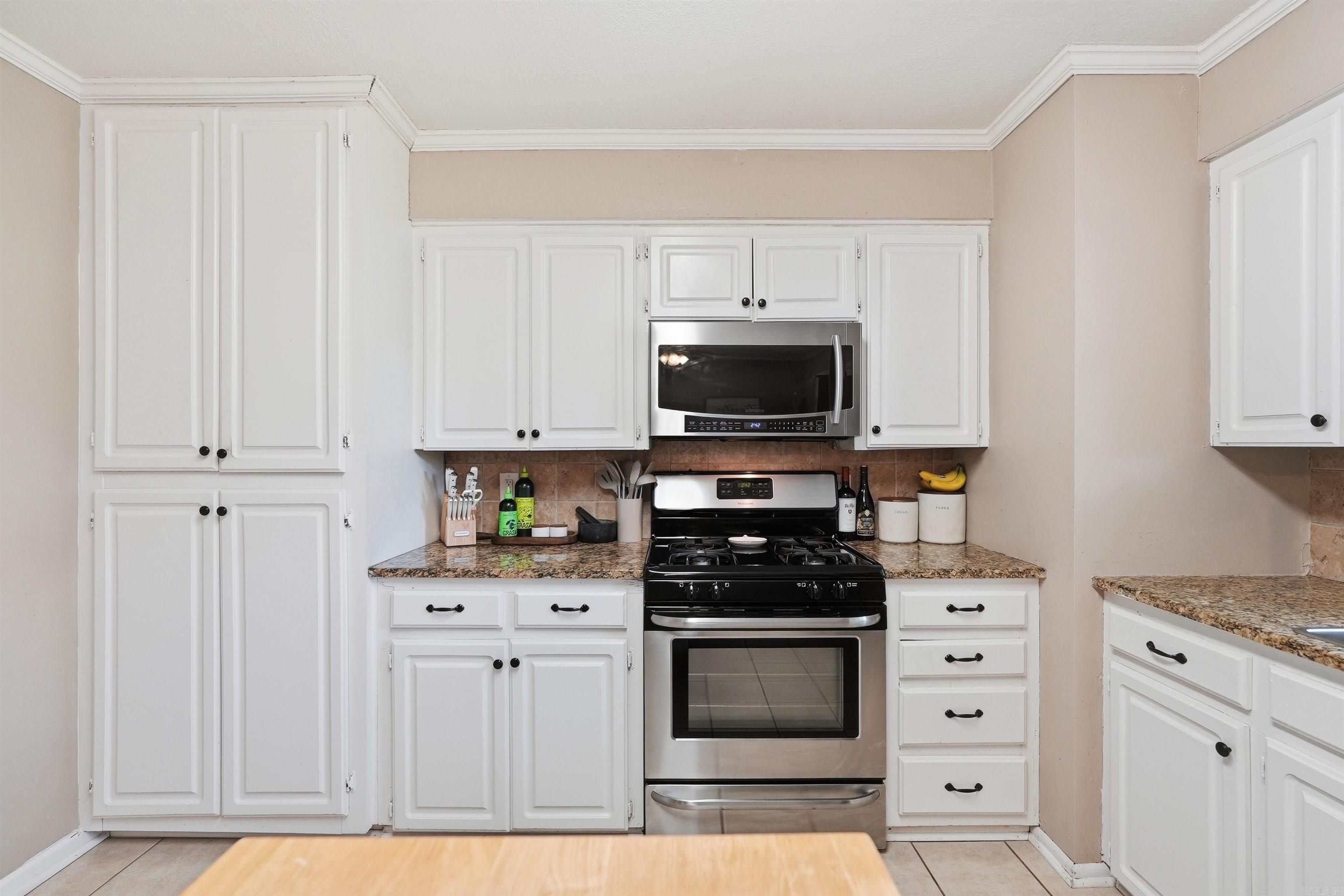 NORTHWOOD - Residential