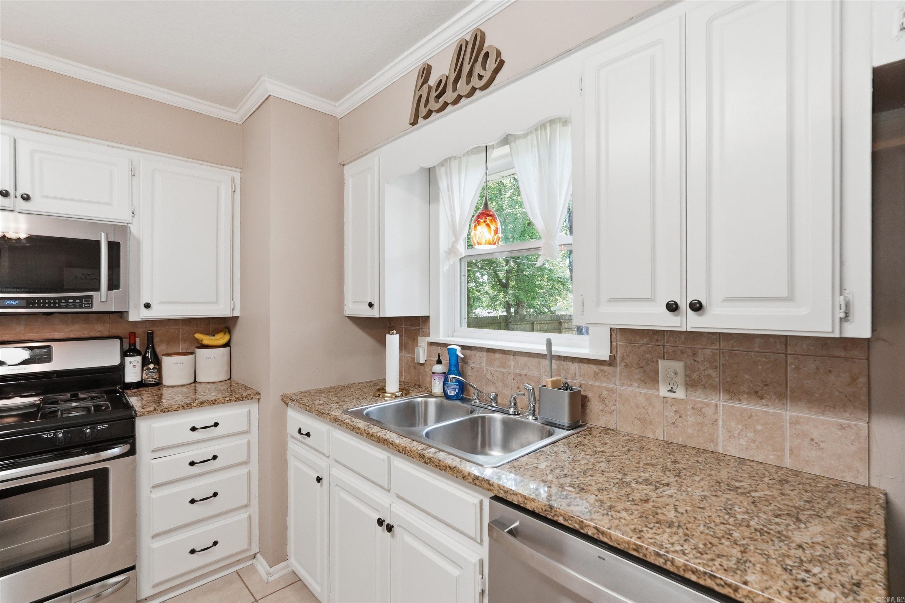 NORTHWOOD - Residential