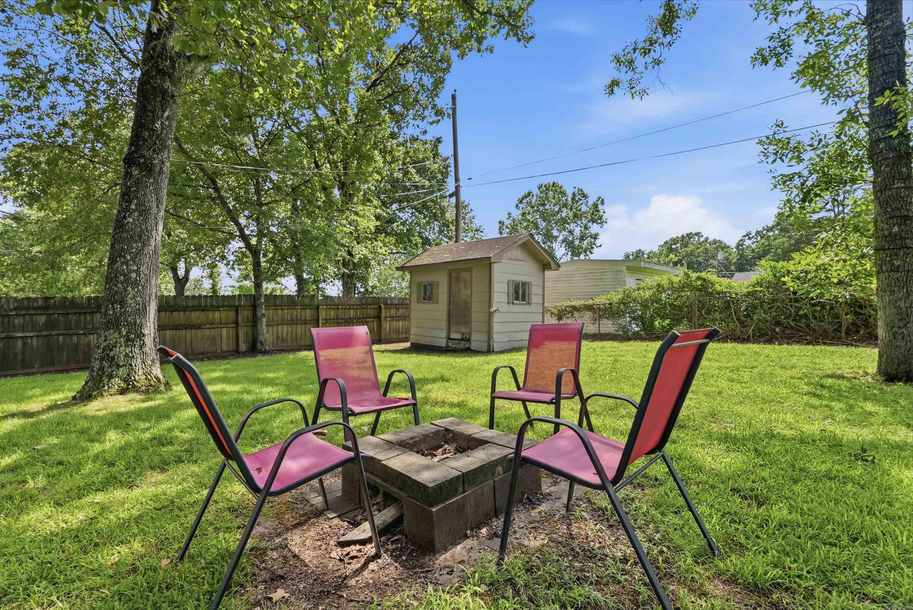 NORTHWOOD - Residential