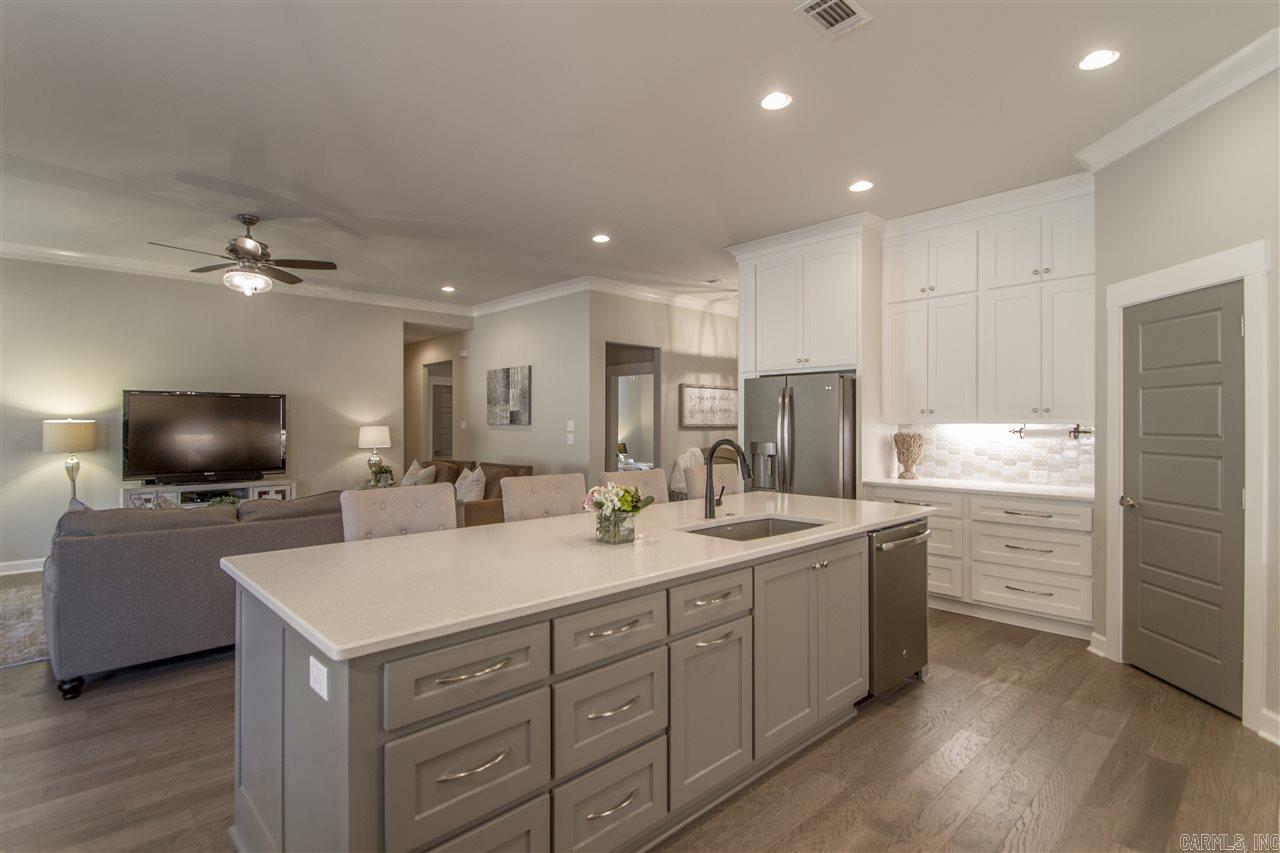 MAUMELLE VALLEY ESTATES - Residential