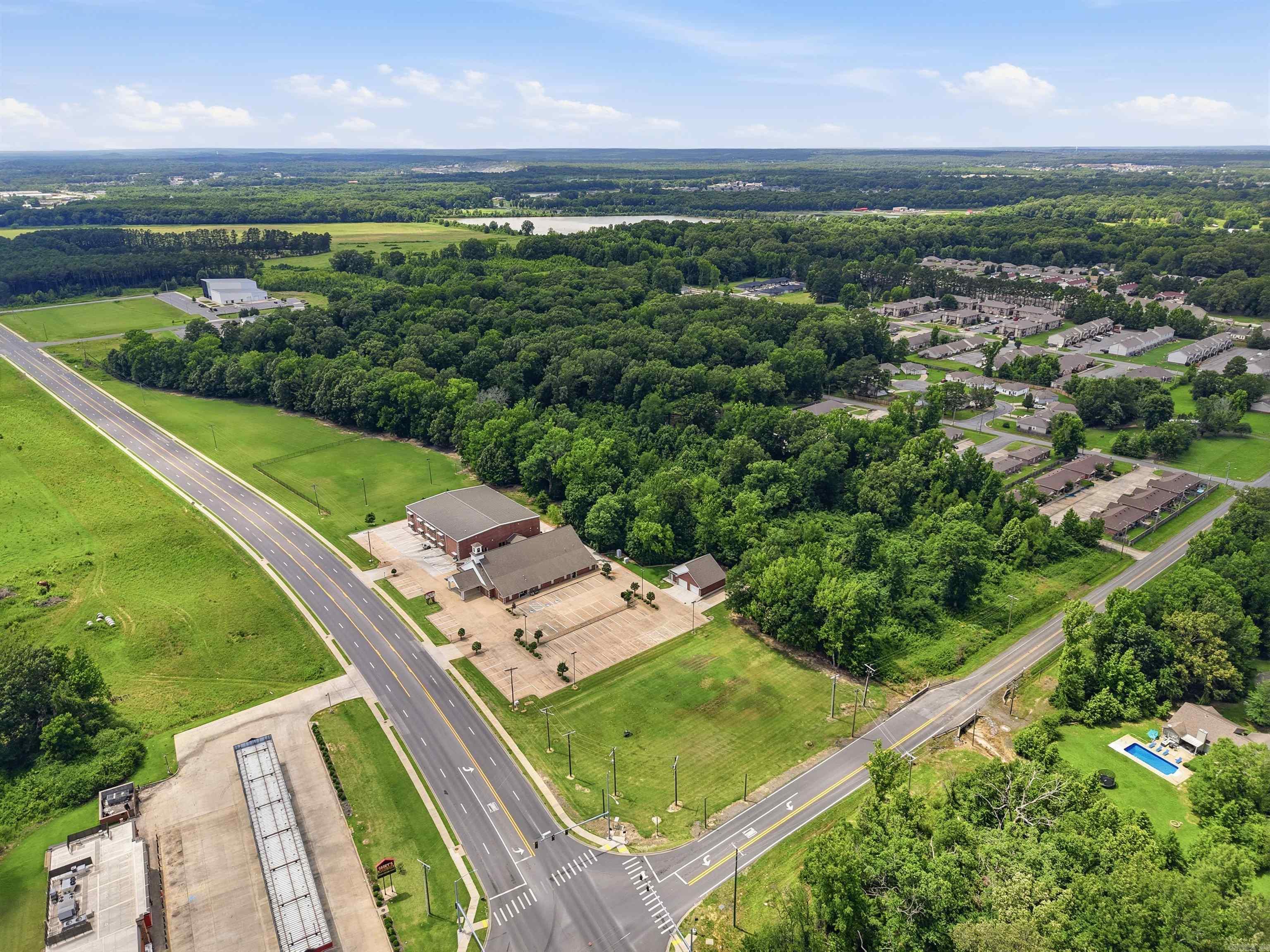 Cabot City Area - Commercial Sale