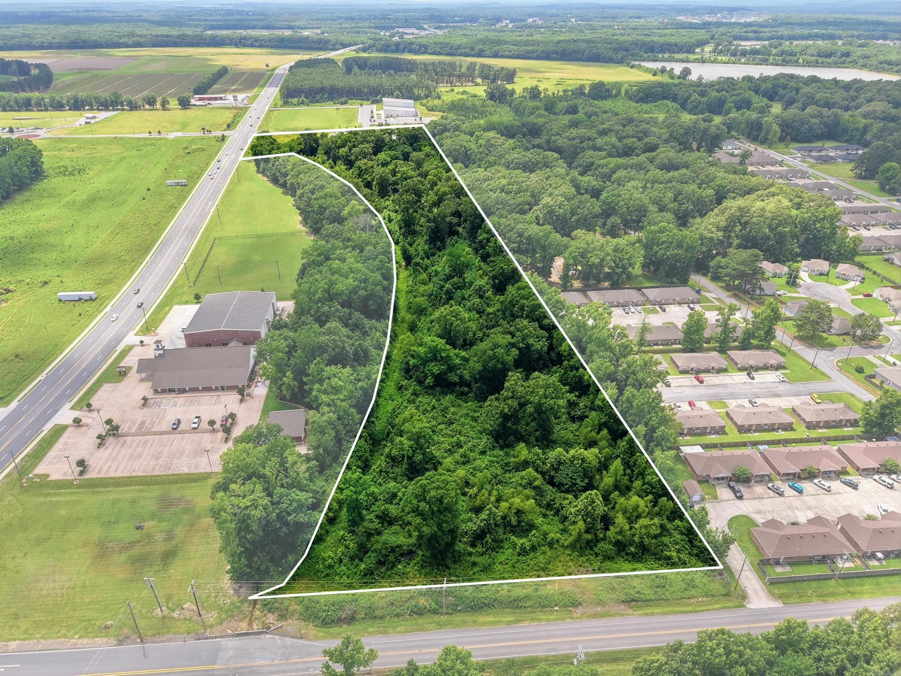 Cabot City Area - Commercial Sale