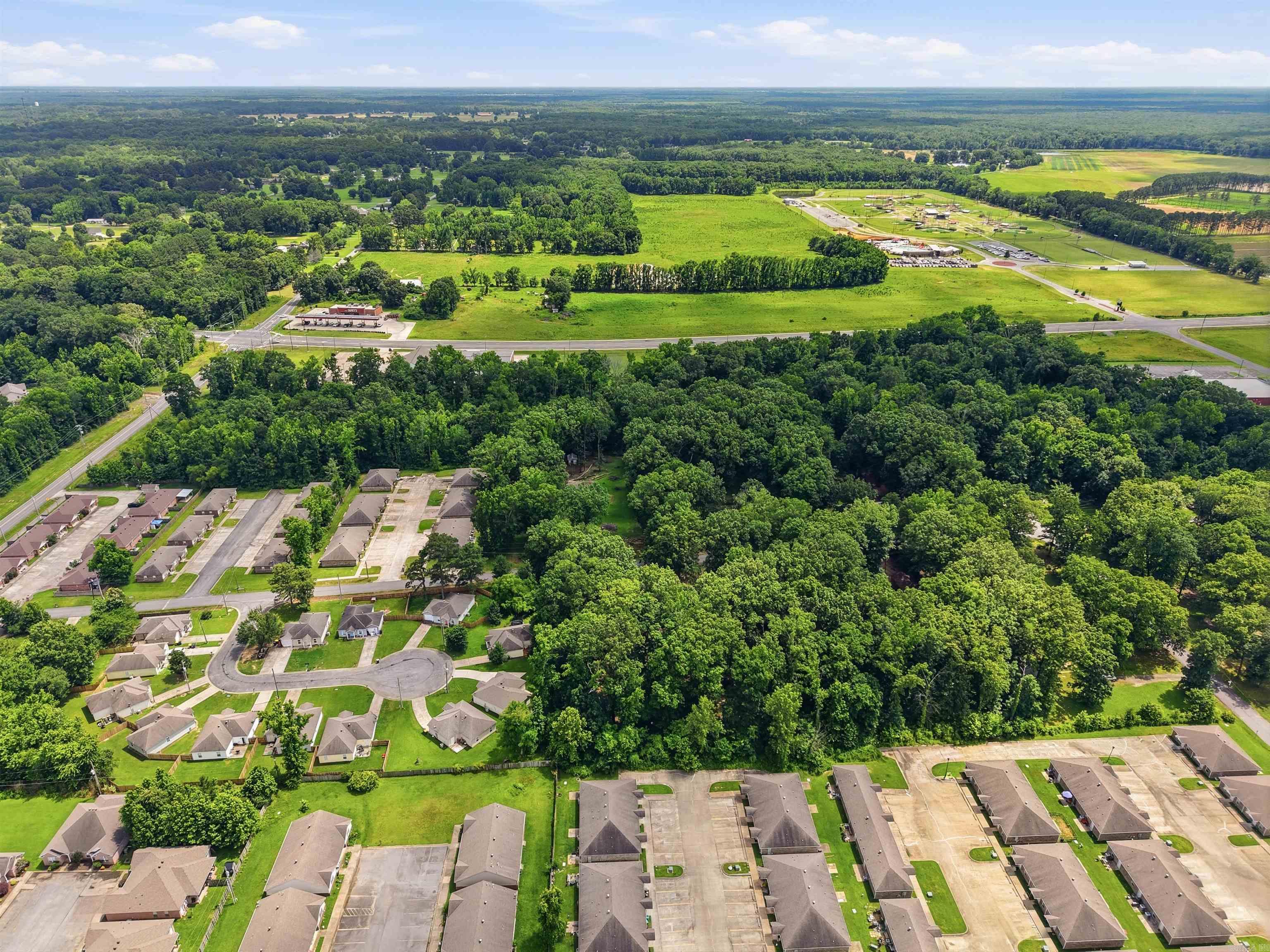 Cabot City Area - Commercial Sale