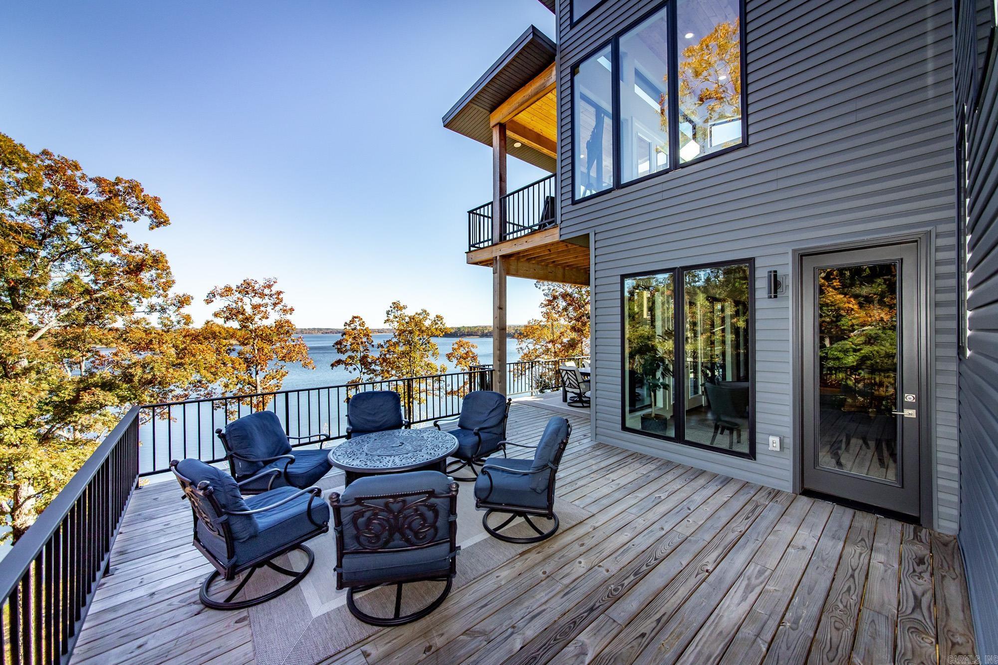 INDIAN HILLS - Residential