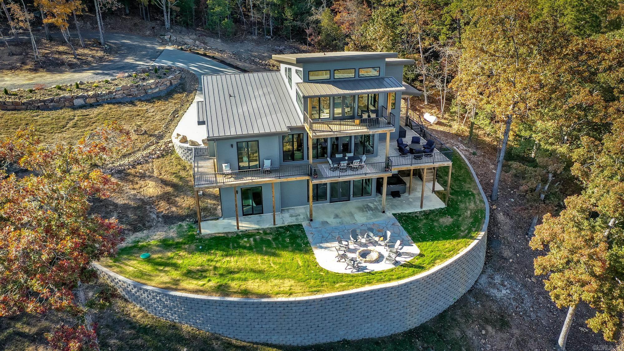INDIAN HILLS - Residential