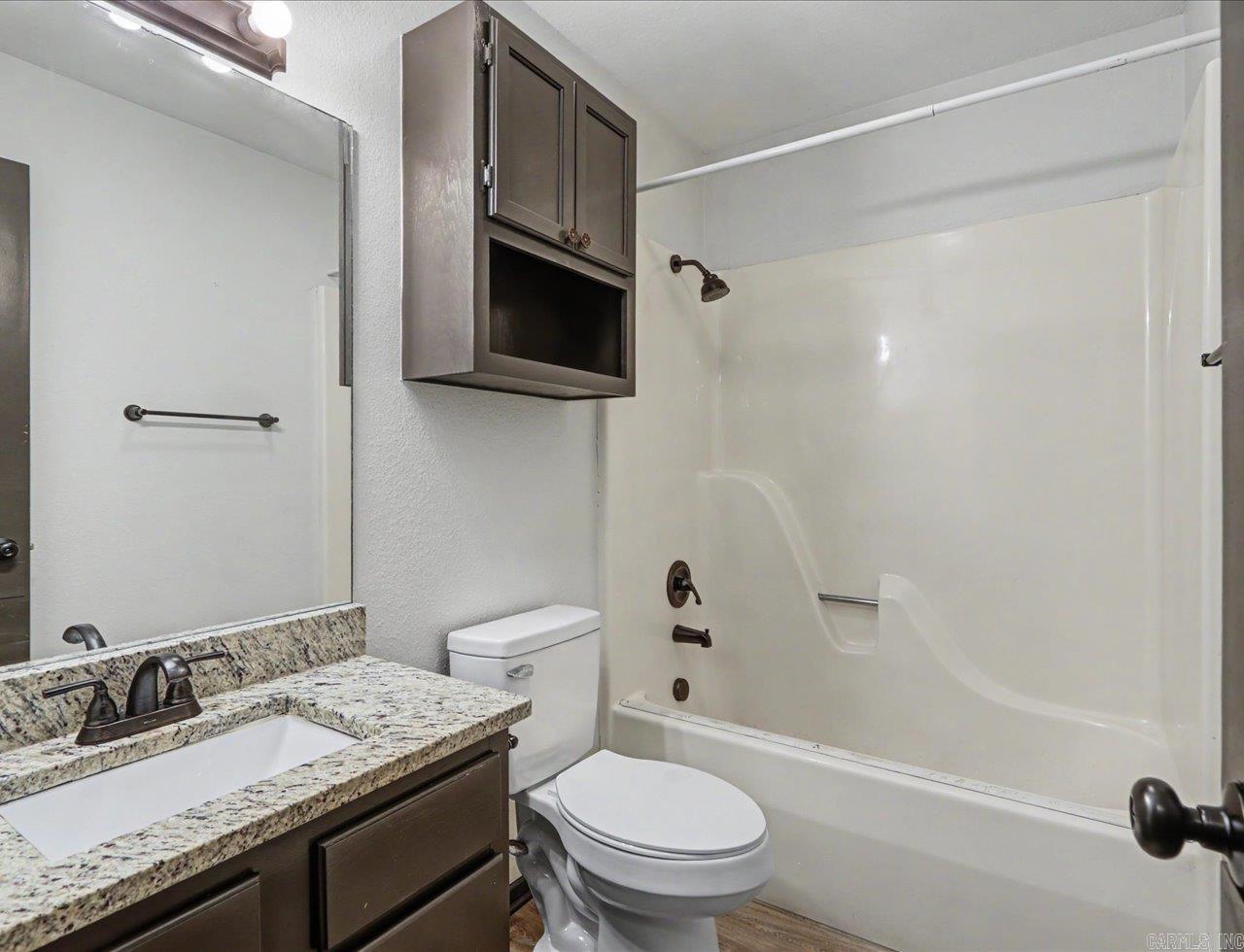 Lake Vist Estates - Residential Income