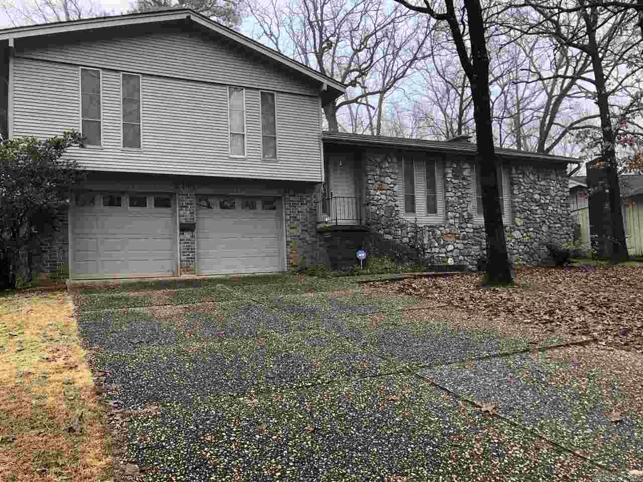Beautifully updated home in convenient location. Renovations include updated kitchen cabinets, appliances & tile flooring, hardwoods in living & dining rooms, fireplace facelift, new paint throughout, new light fixtures, bathrooms and more.  Water Heater 2019, Furnace 2017; AC 2011. Large backyard… this one won’t last long!