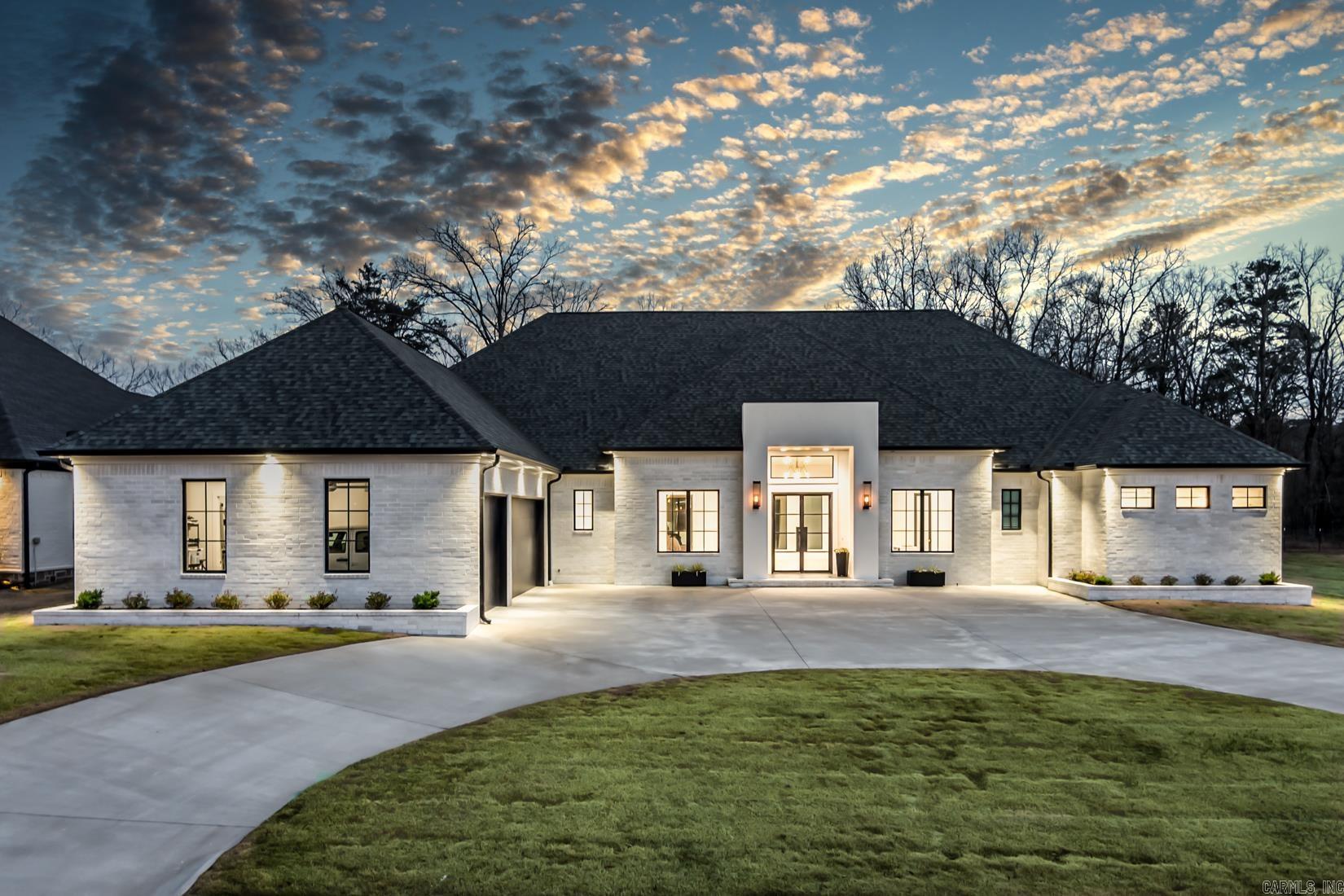 BELLA ROSA ESTATES - Residential