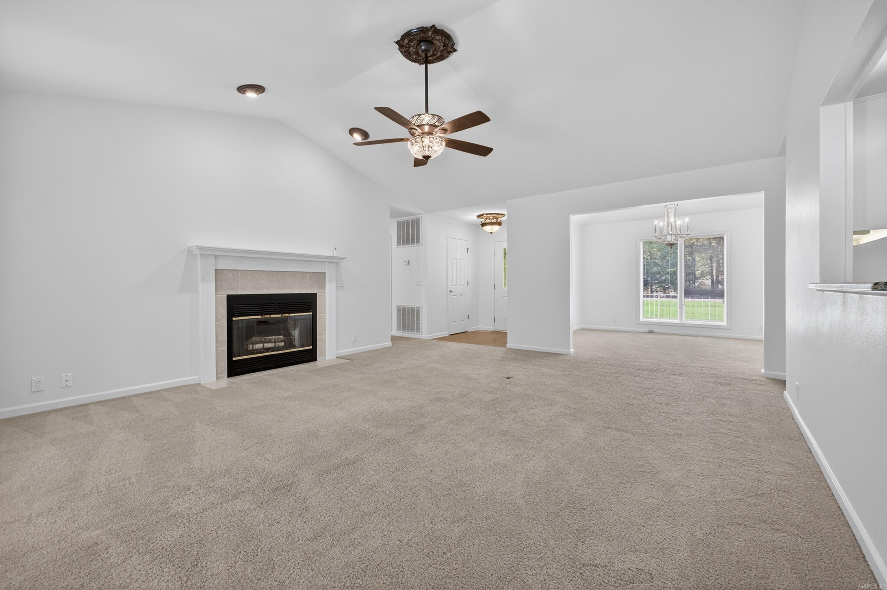 Megellan Courts - Residential