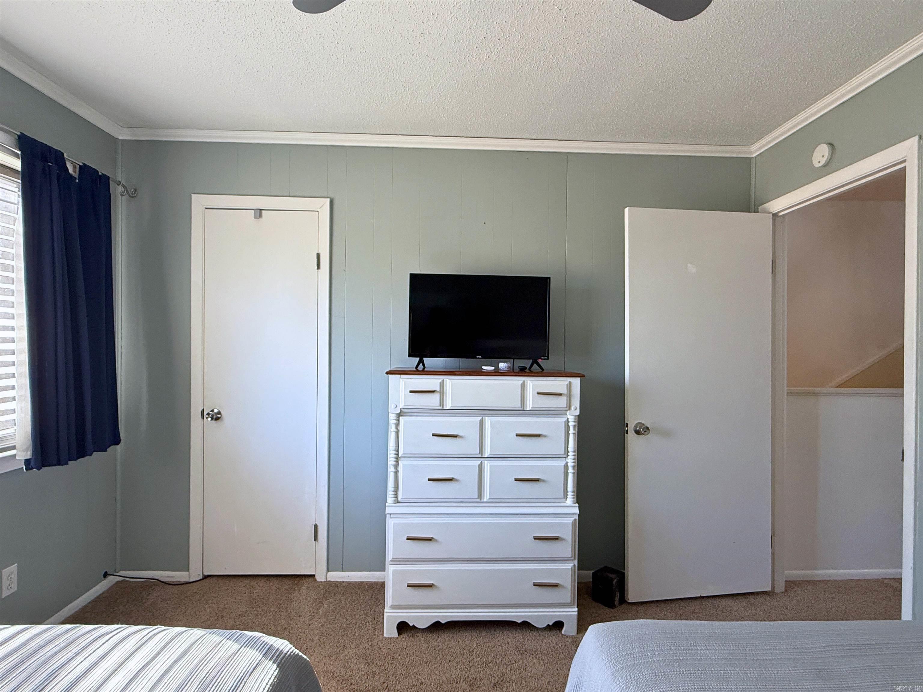 CHELSEA GLADE CONDO - Residential