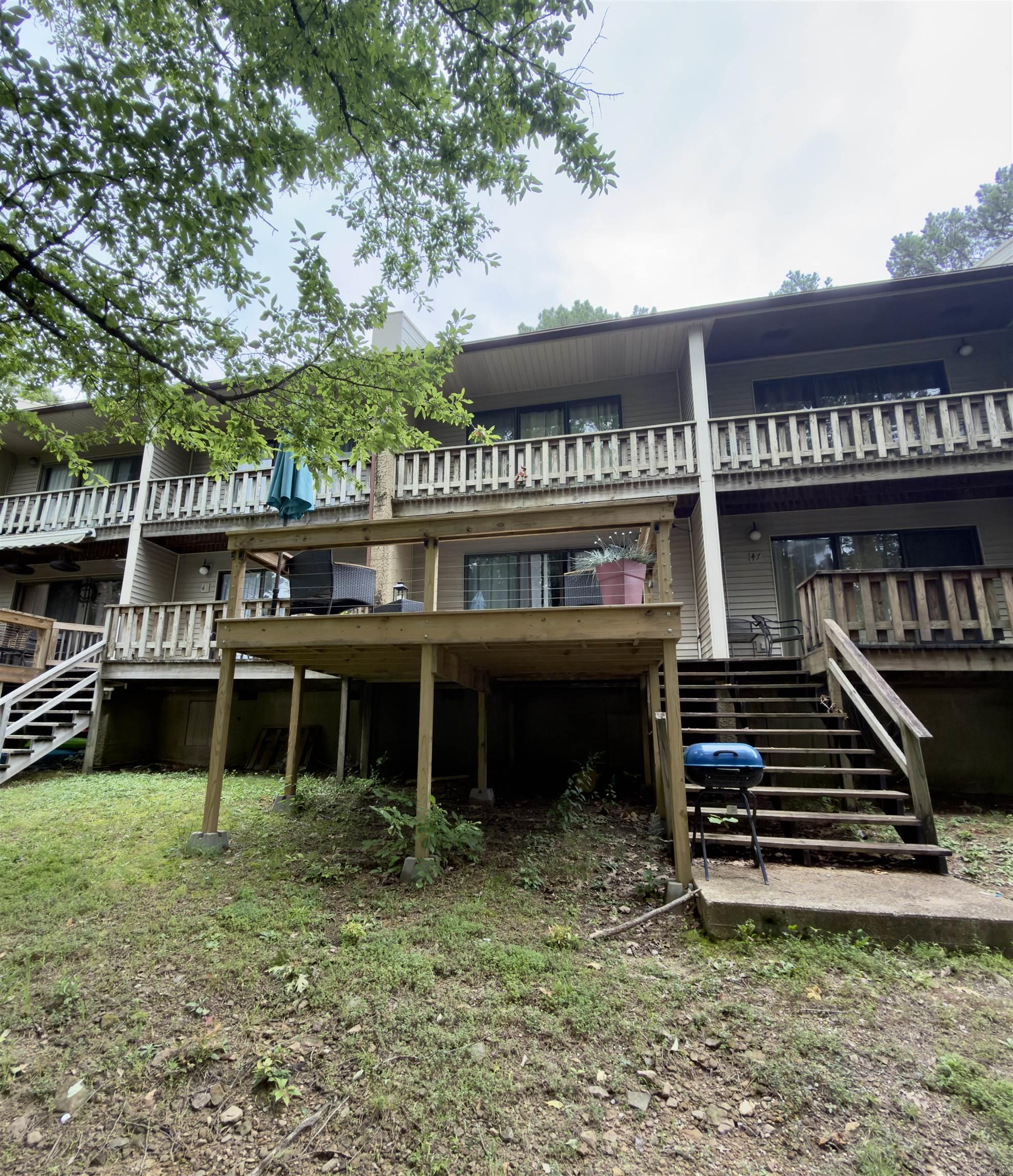 CHELSEA GLADE CONDO - Residential