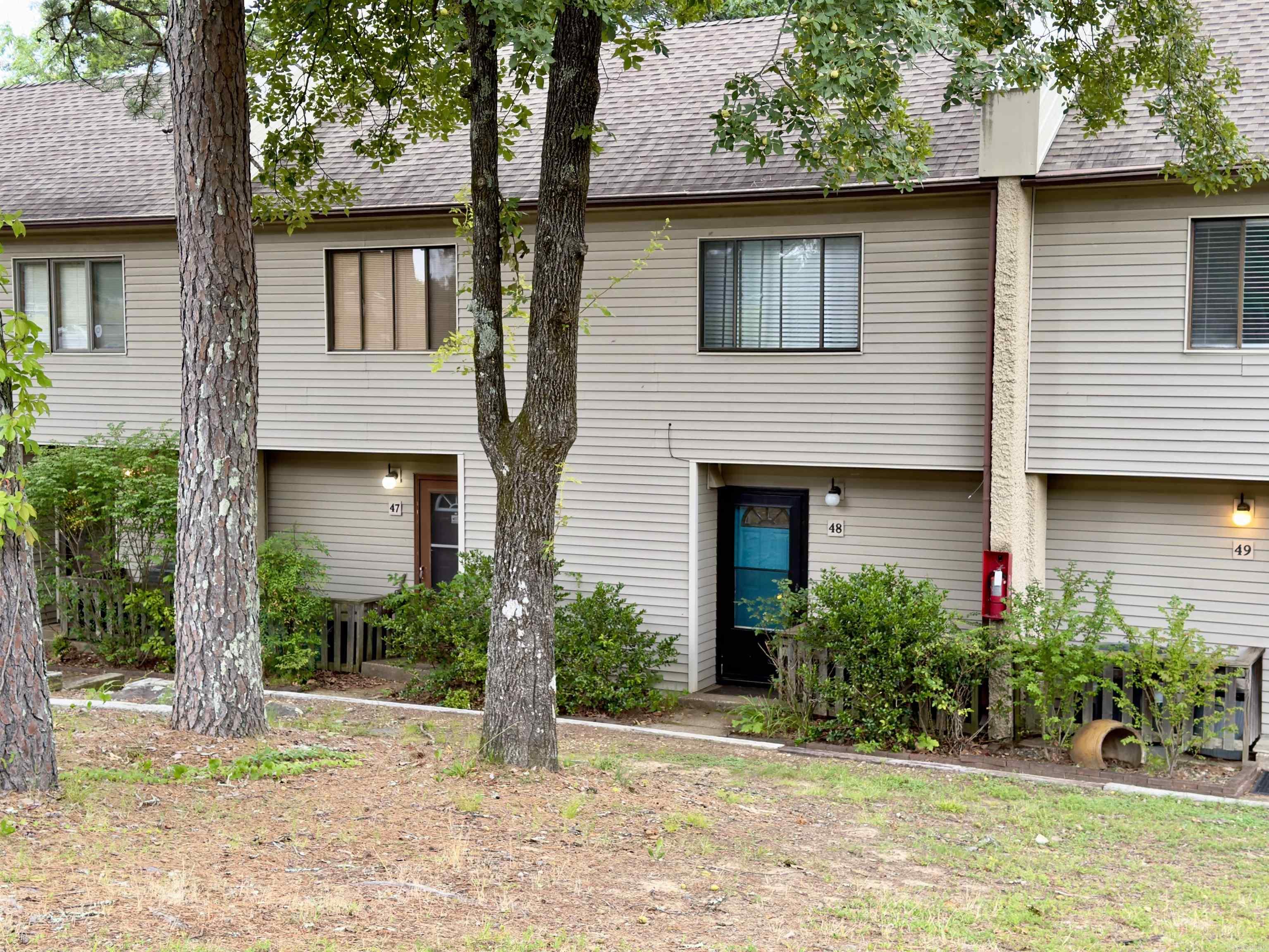 CHELSEA GLADE CONDO - Residential