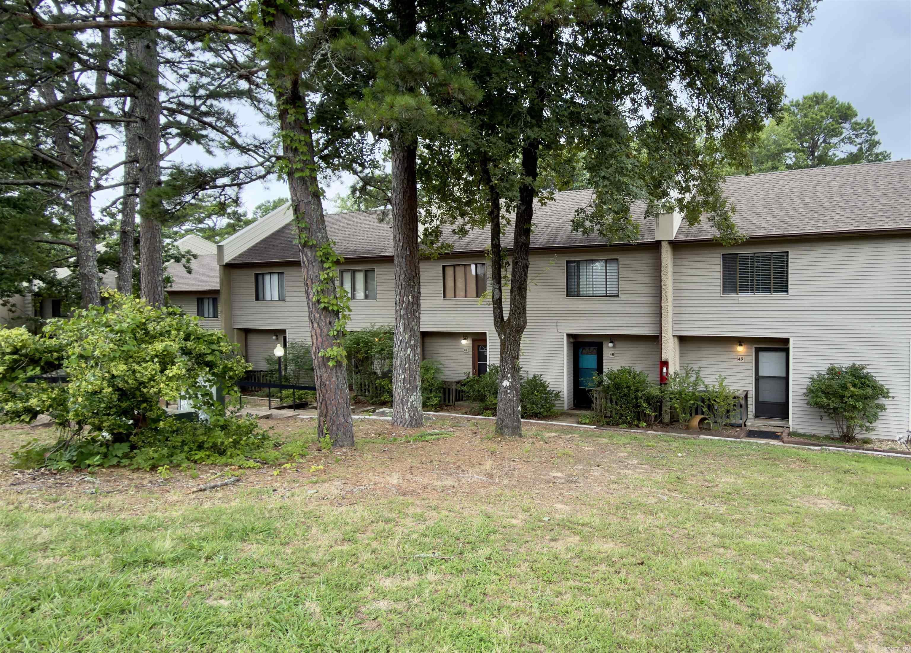 CHELSEA GLADE CONDO - Residential