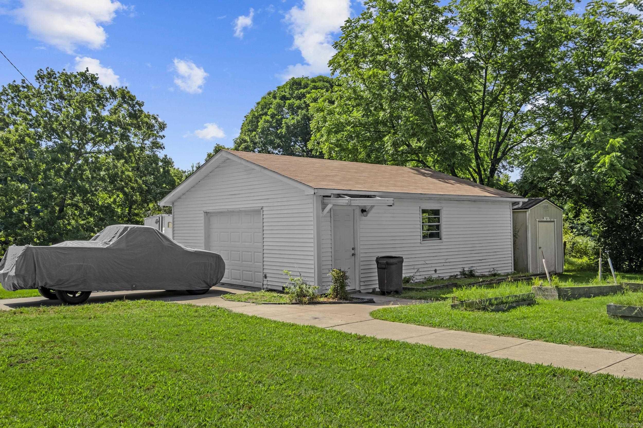 Metes & Bounds - Residential
