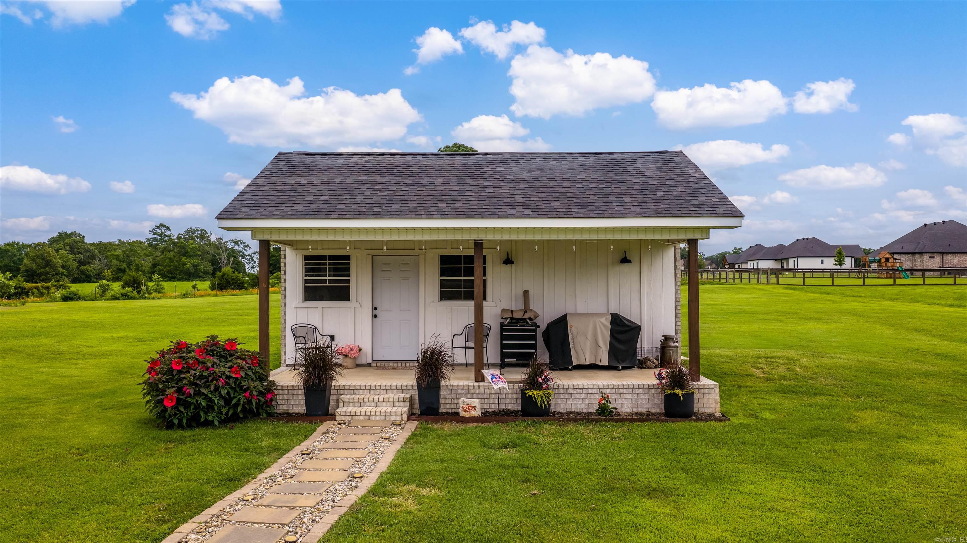 REPUBLICAN VALLEY ESTATES - Residential