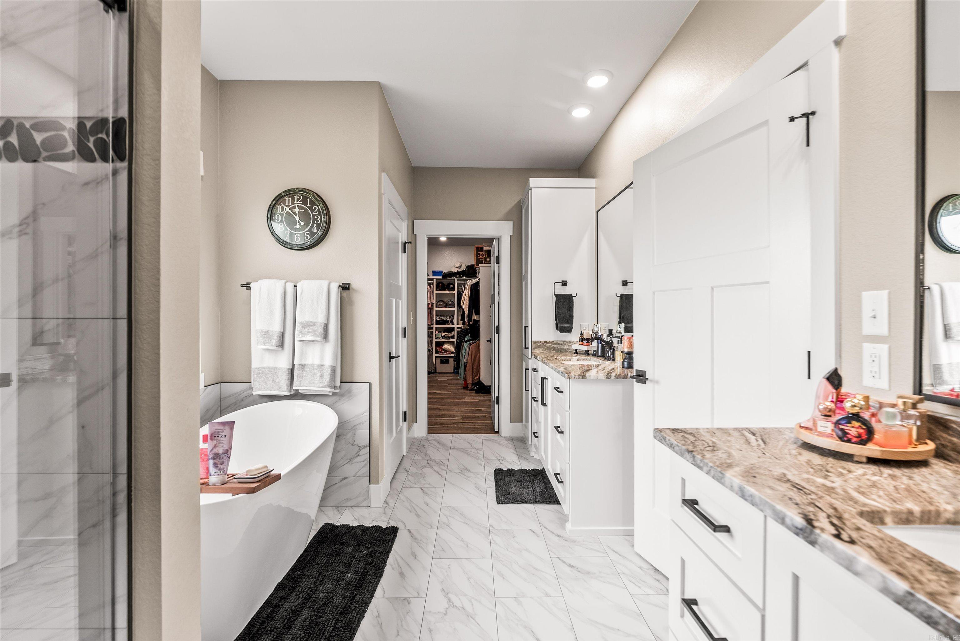 REPUBLICAN VALLEY ESTATES - Residential