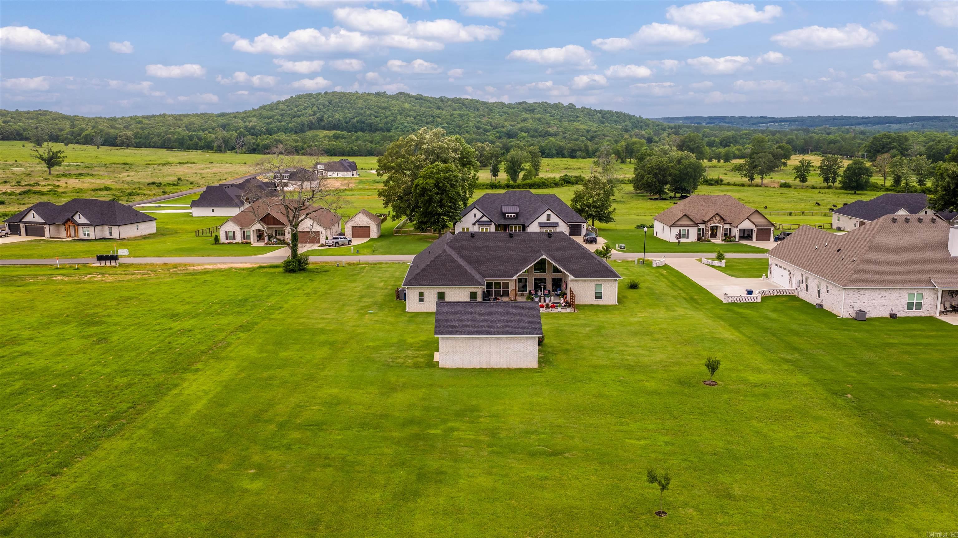 REPUBLICAN VALLEY ESTATES - Residential