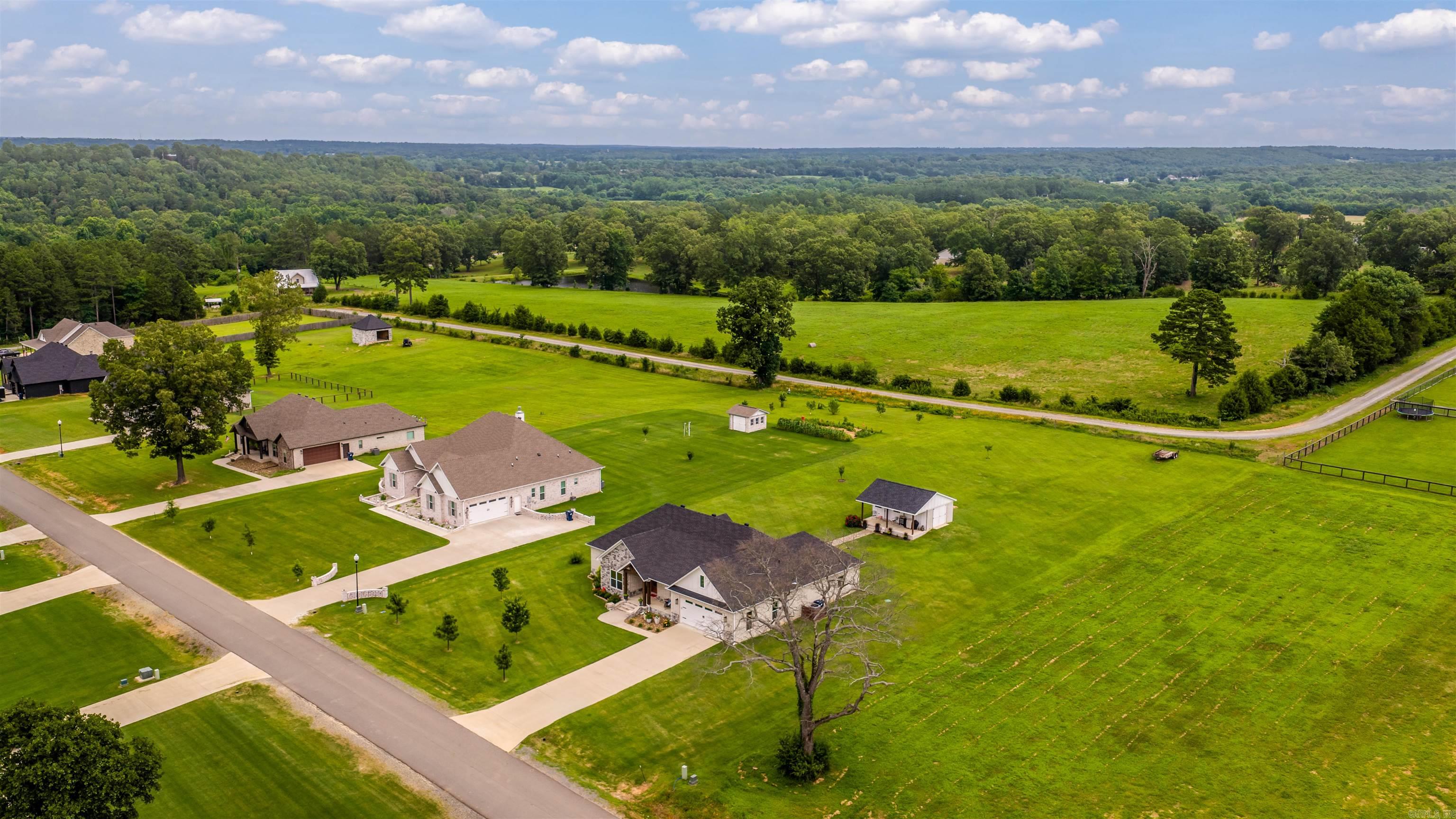 REPUBLICAN VALLEY ESTATES - Residential
