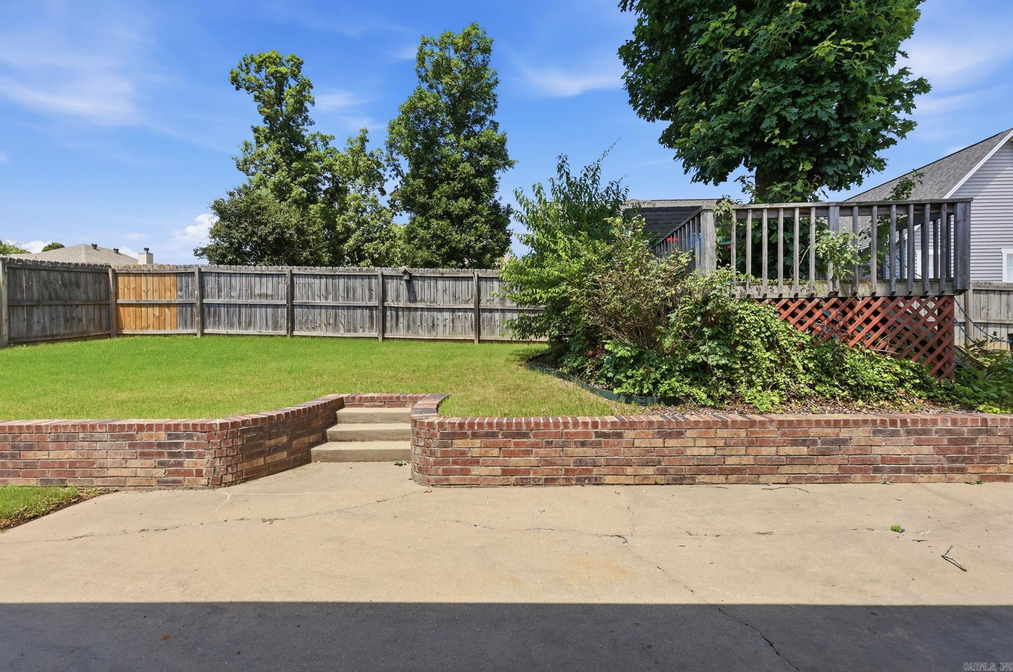 OAK GLENN - Residential