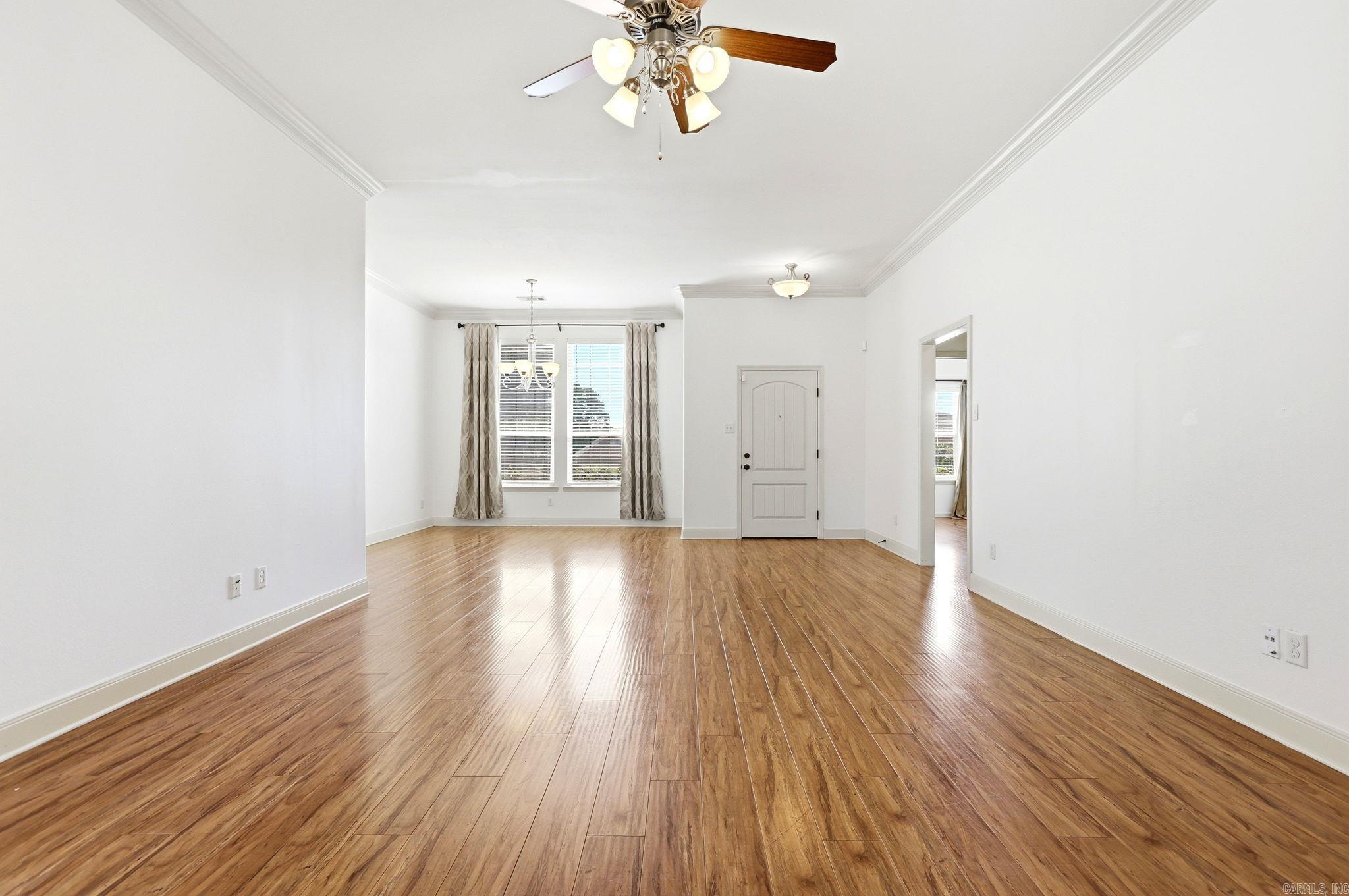 OAK GLENN - Residential