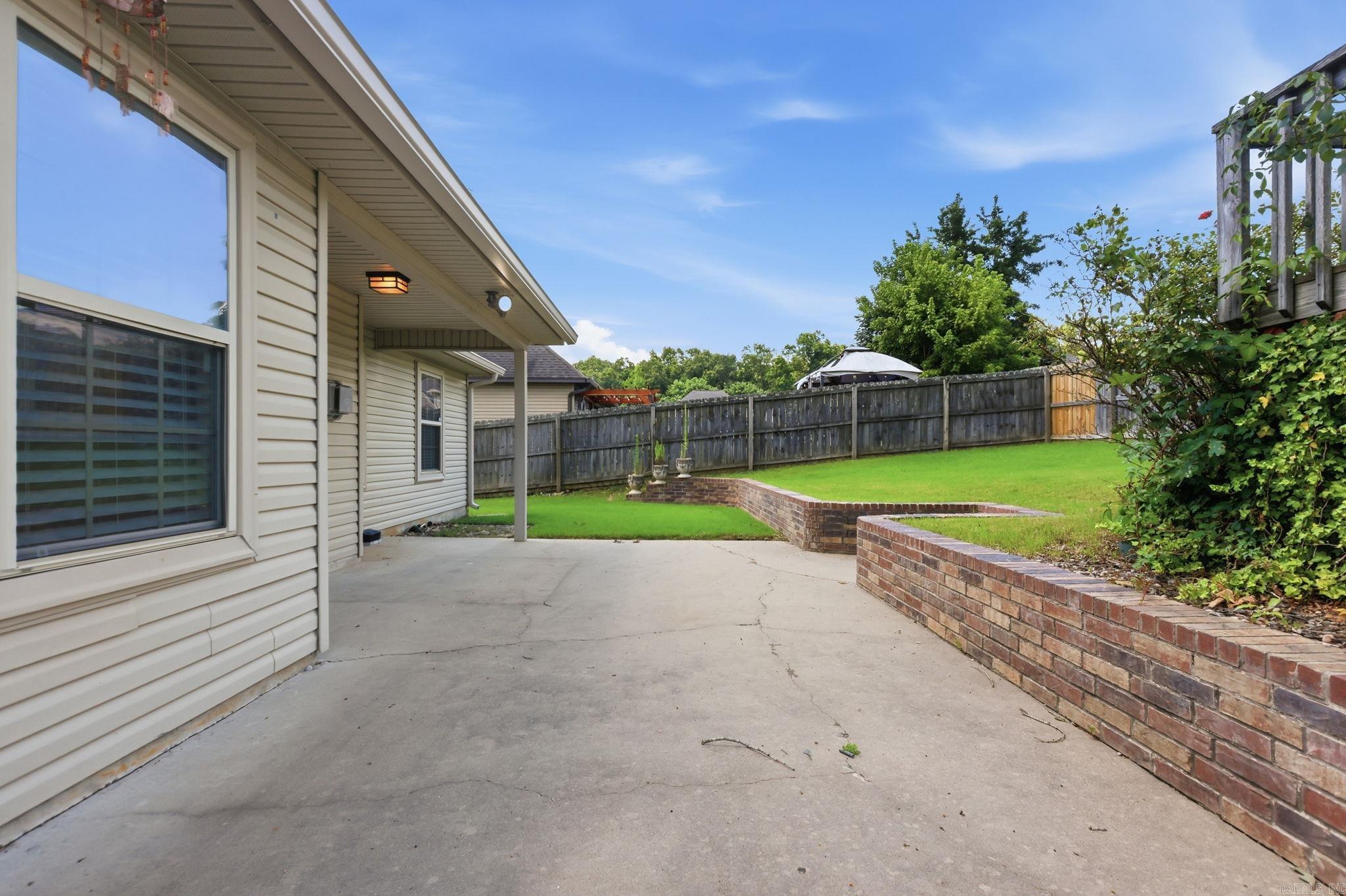 OAK GLENN - Residential